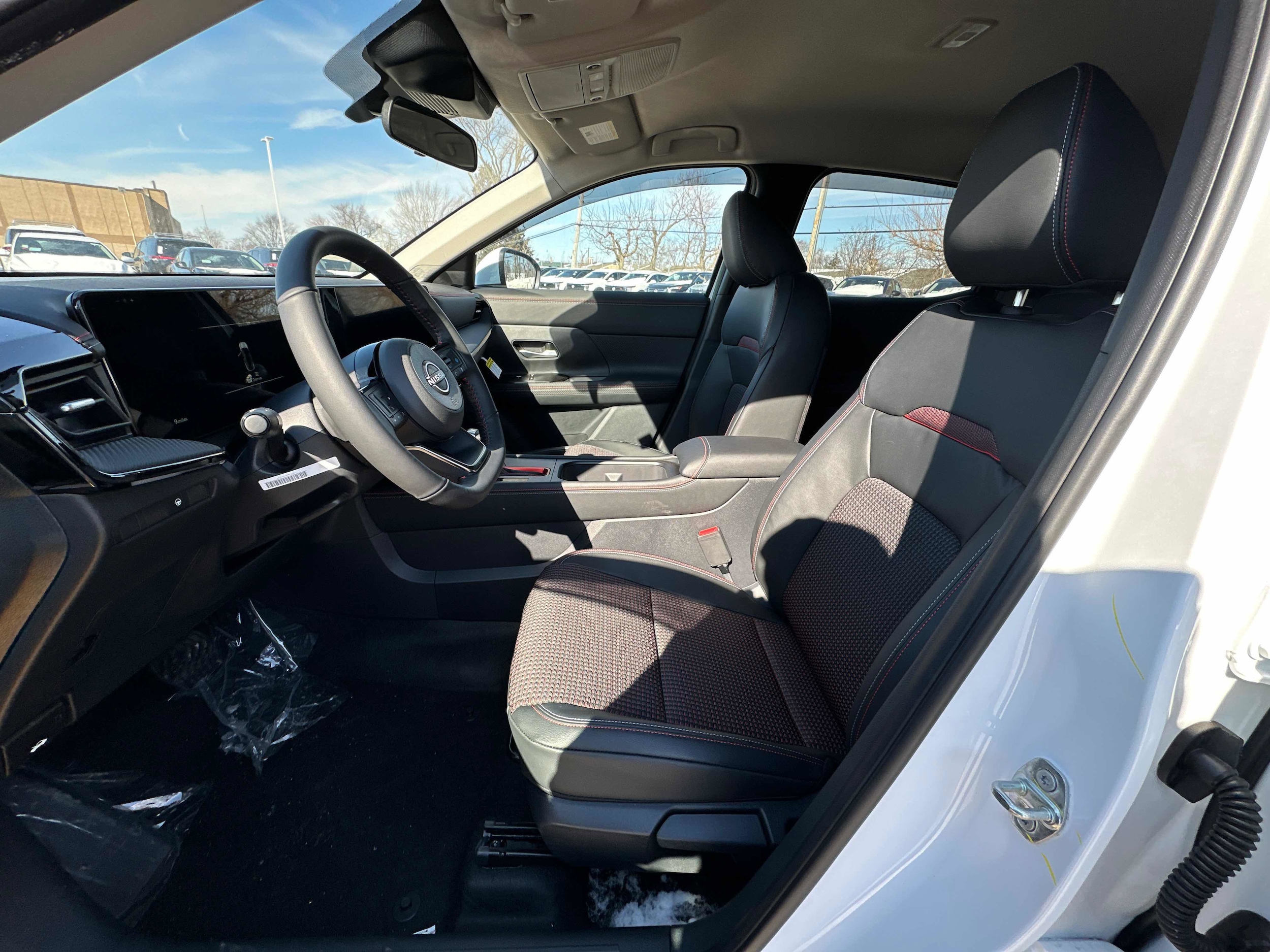 2025 Nissan Kicks SR AWD - Photo 8