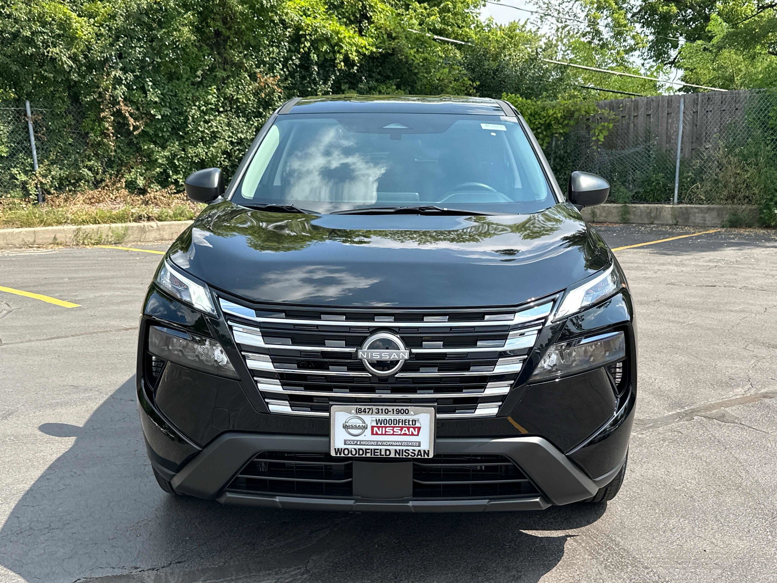 2026 Nissan Rogue S photo 2