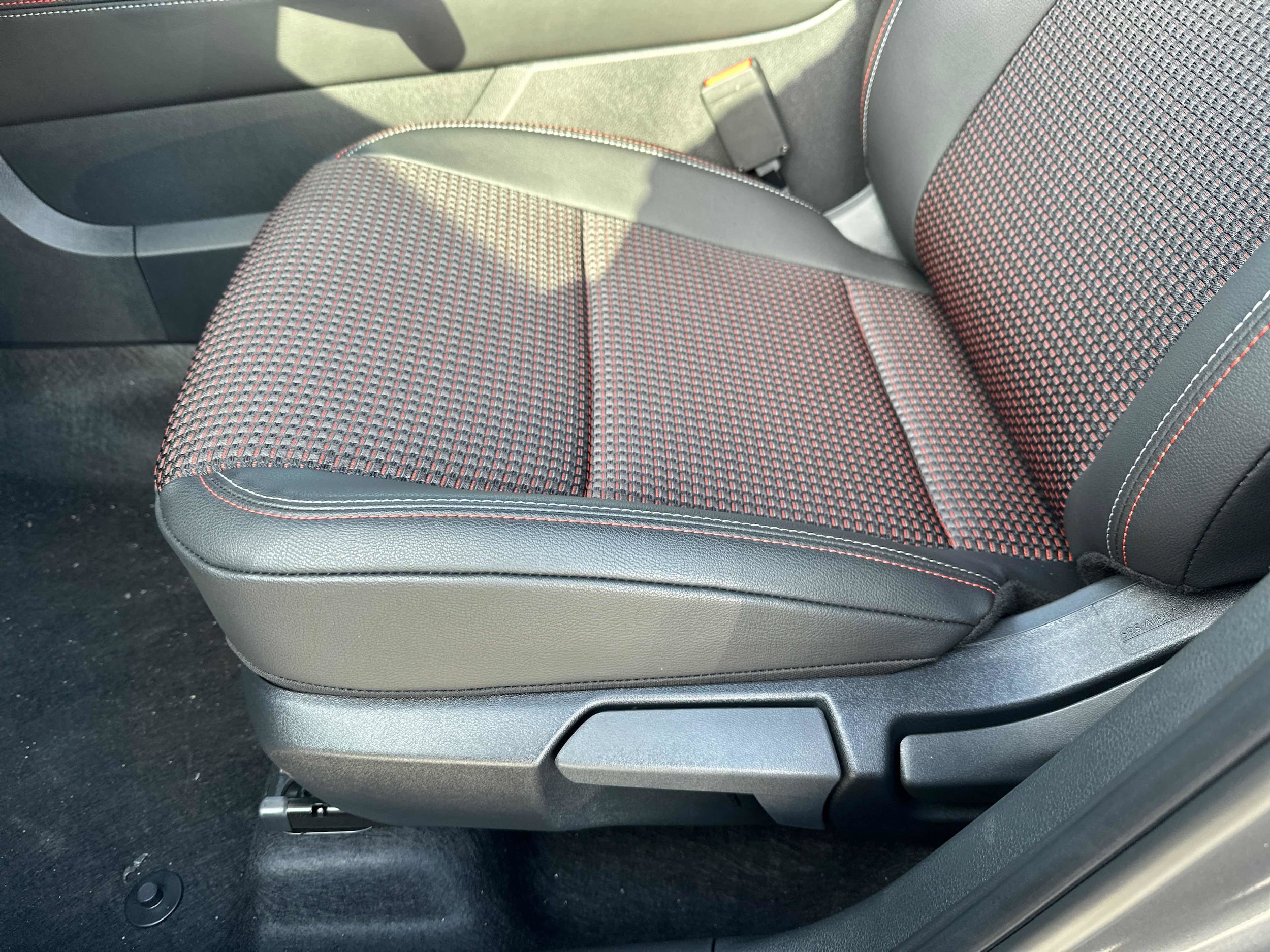 2026 Nissan KICKS SR AWD - Photo 18