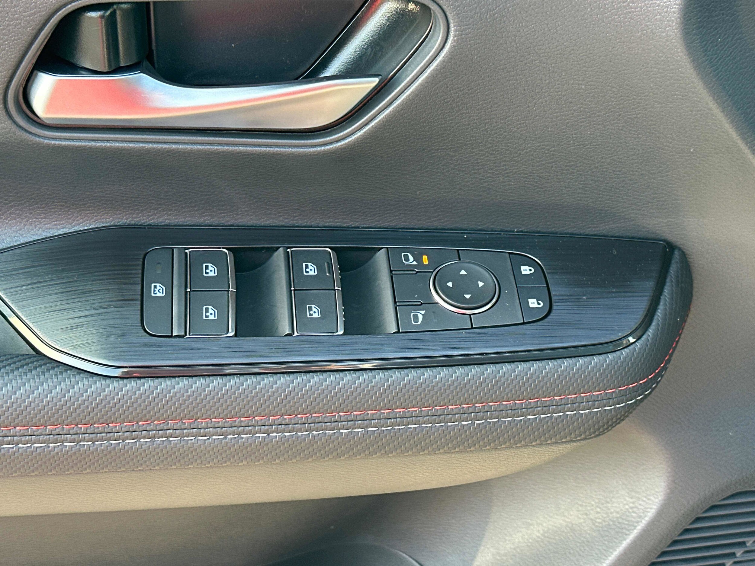 2026 Nissan KICKS SR AWD - Photo 16