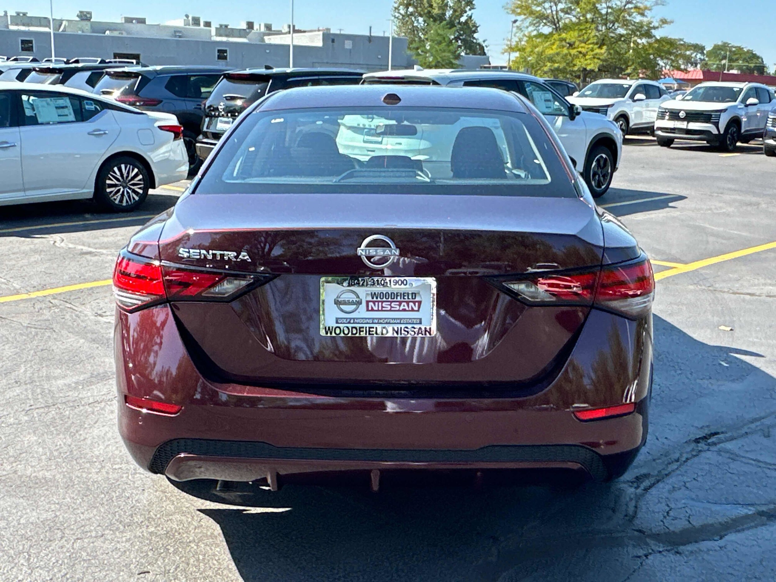 2025 Nissan Sentra SV photo 4