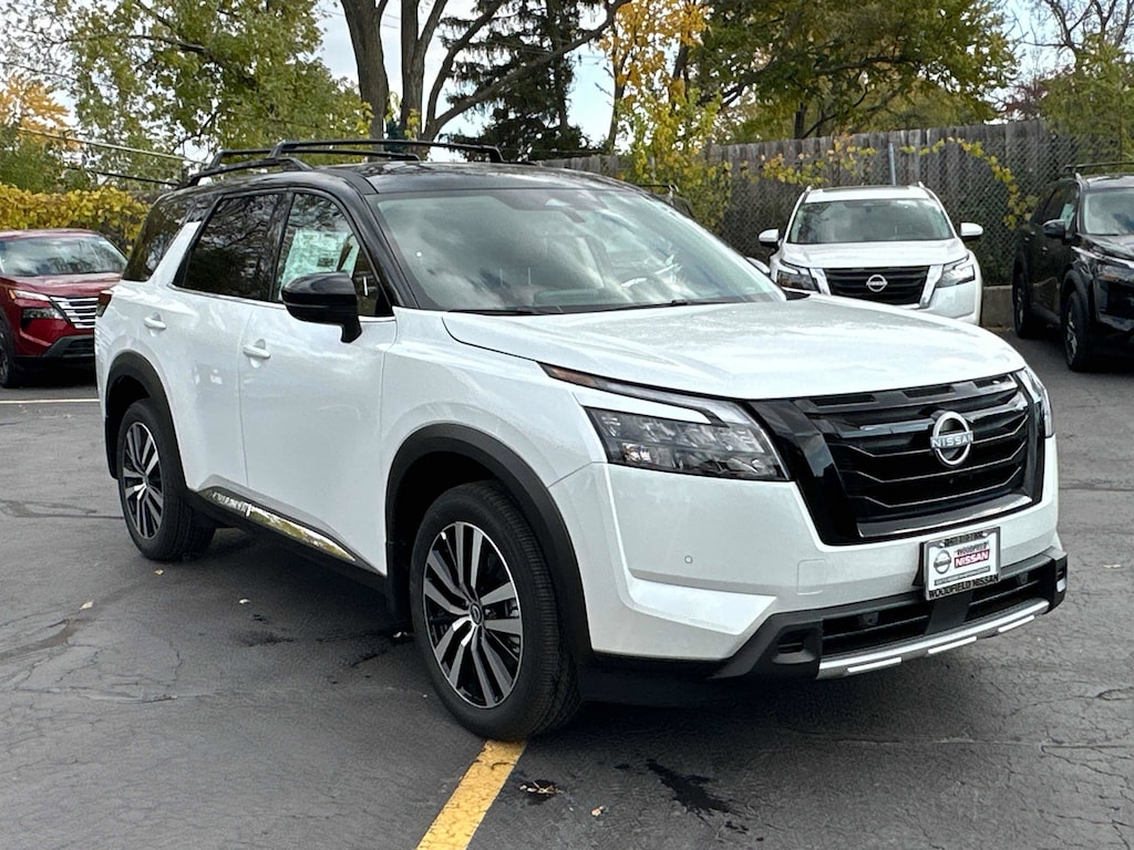 New 2025 Nissan Pathfinder Platinum Platinum 4WD