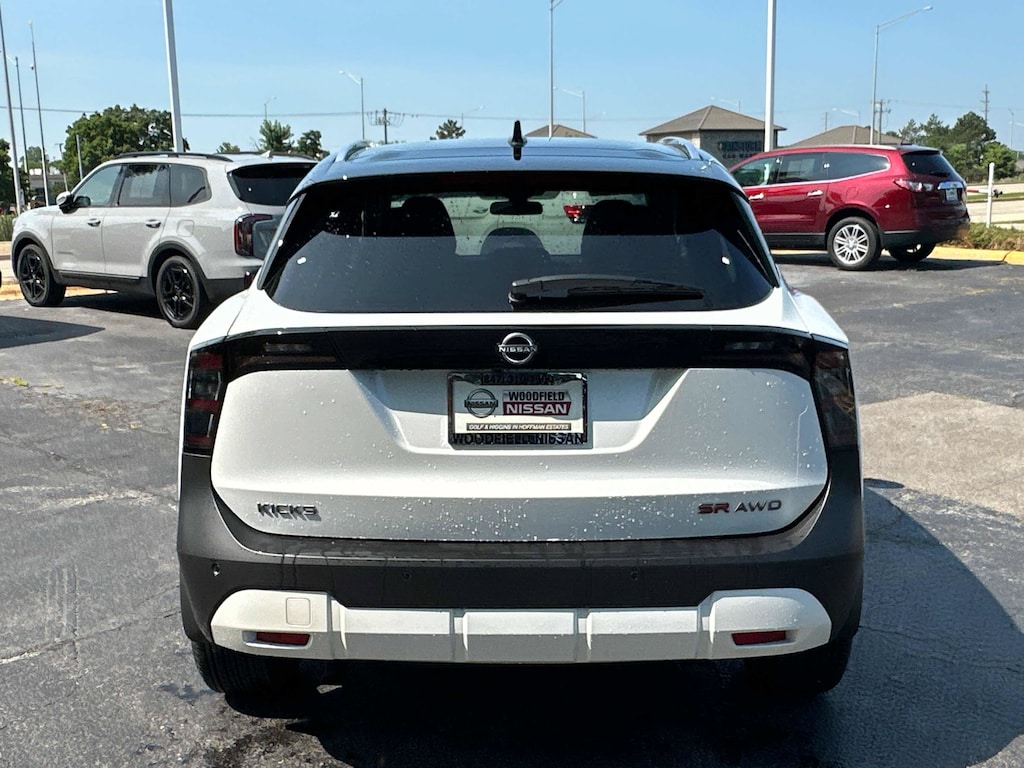 New 2026 Nissan Kicks SR SR AWD