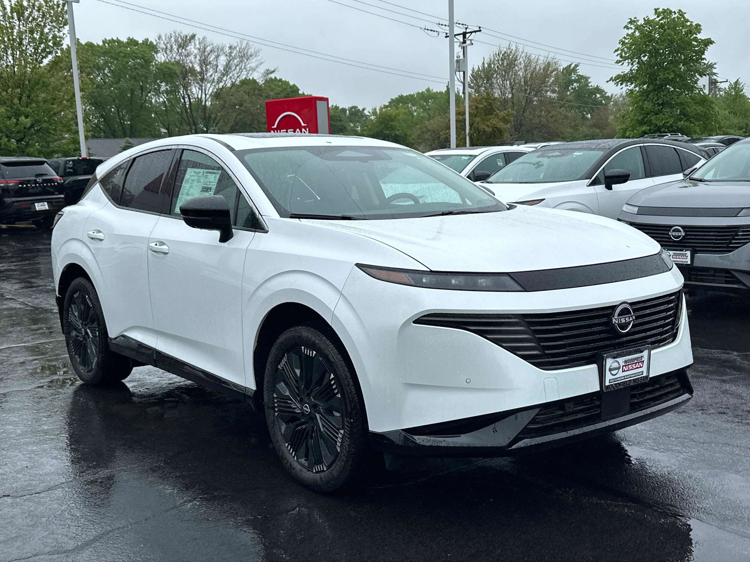 2025 Nissan Murano Platinum photo 3