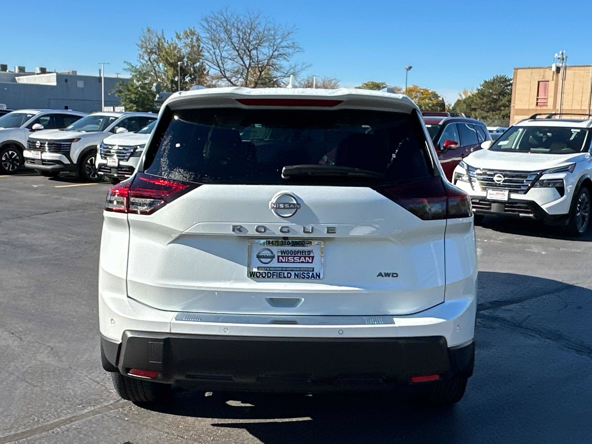 2026 Nissan Rogue SV photo 4