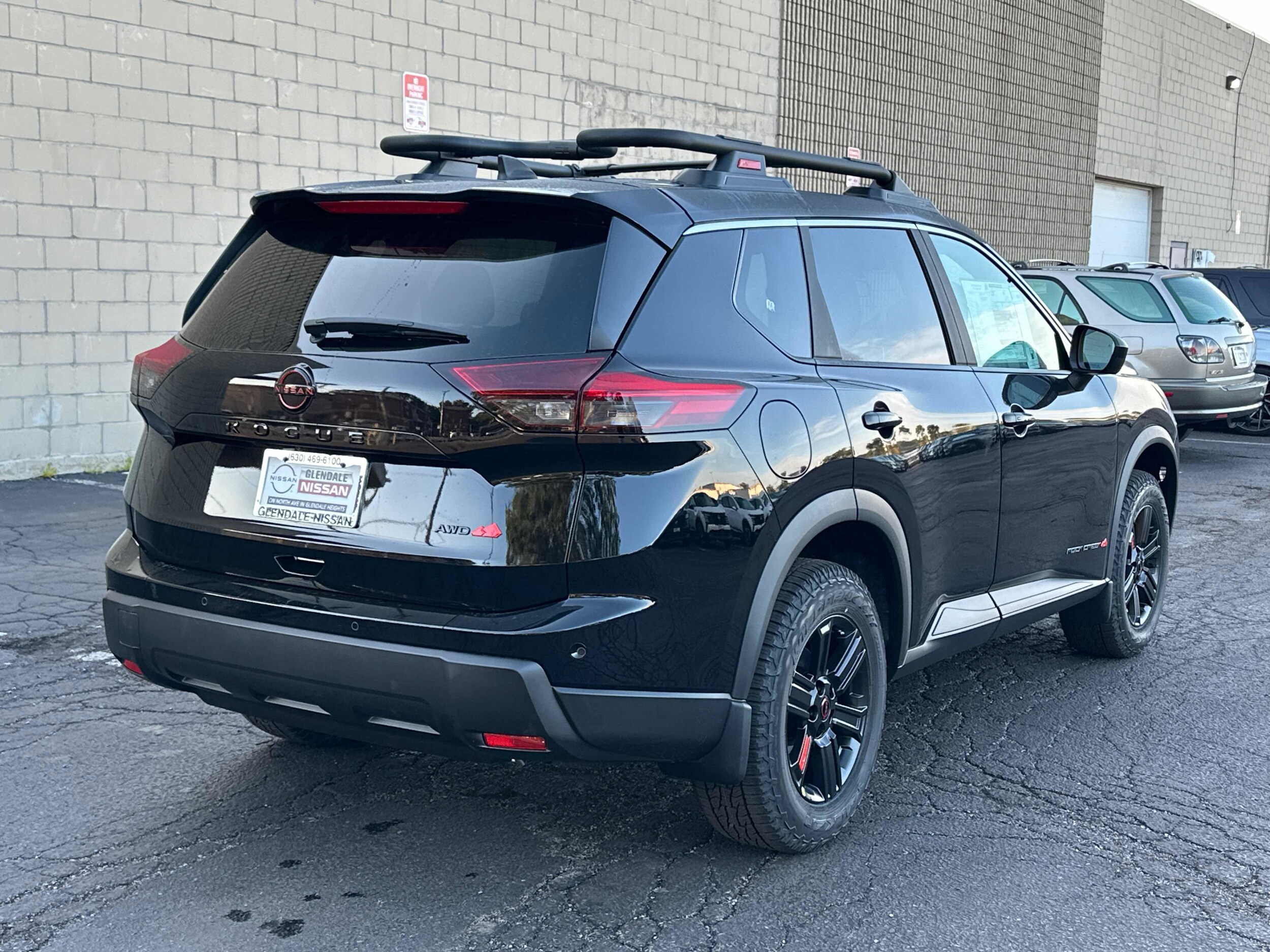 2026 Nissan Rogue SV photo 3