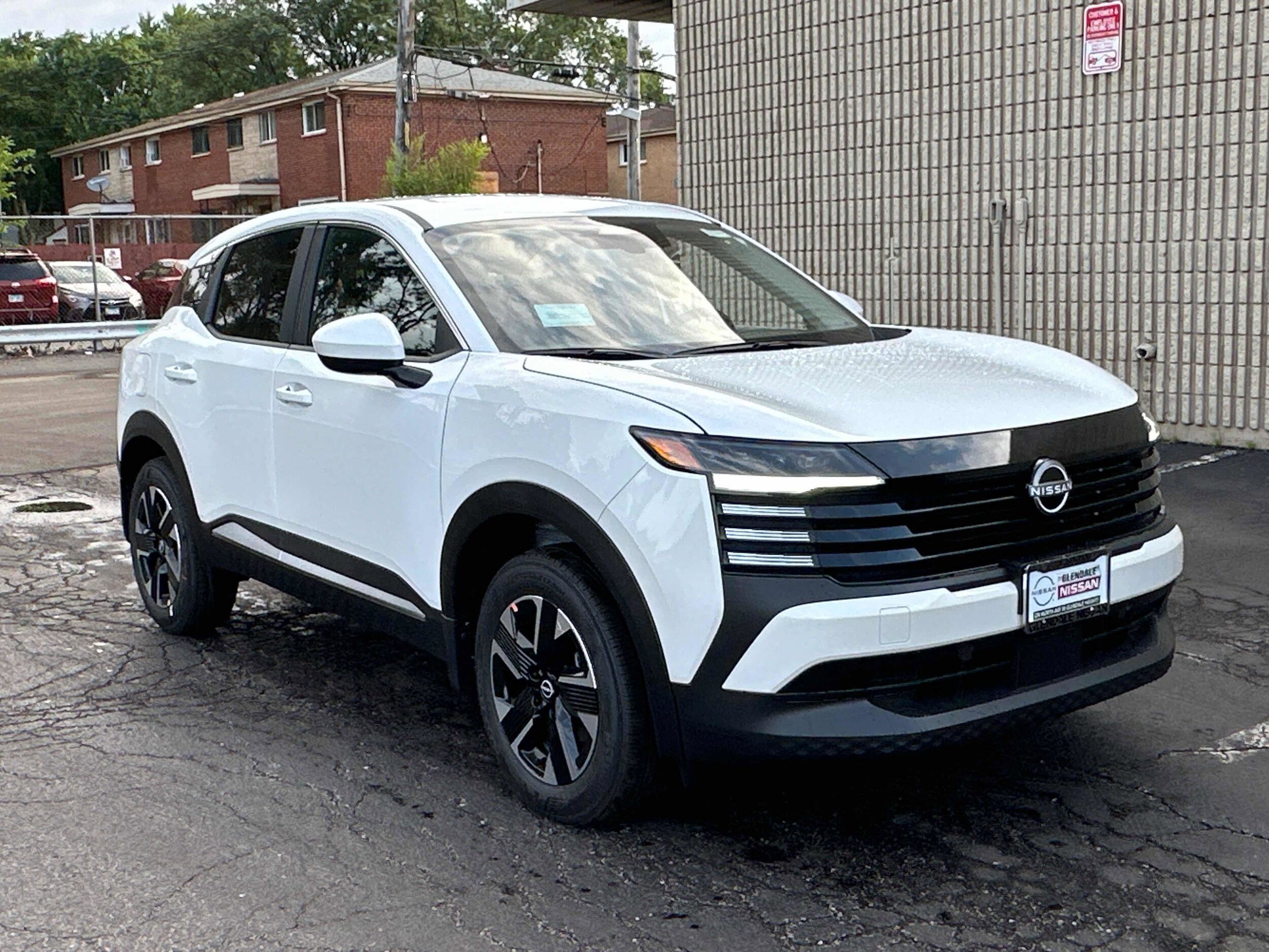 2025 Nissan Kicks SV photo 3