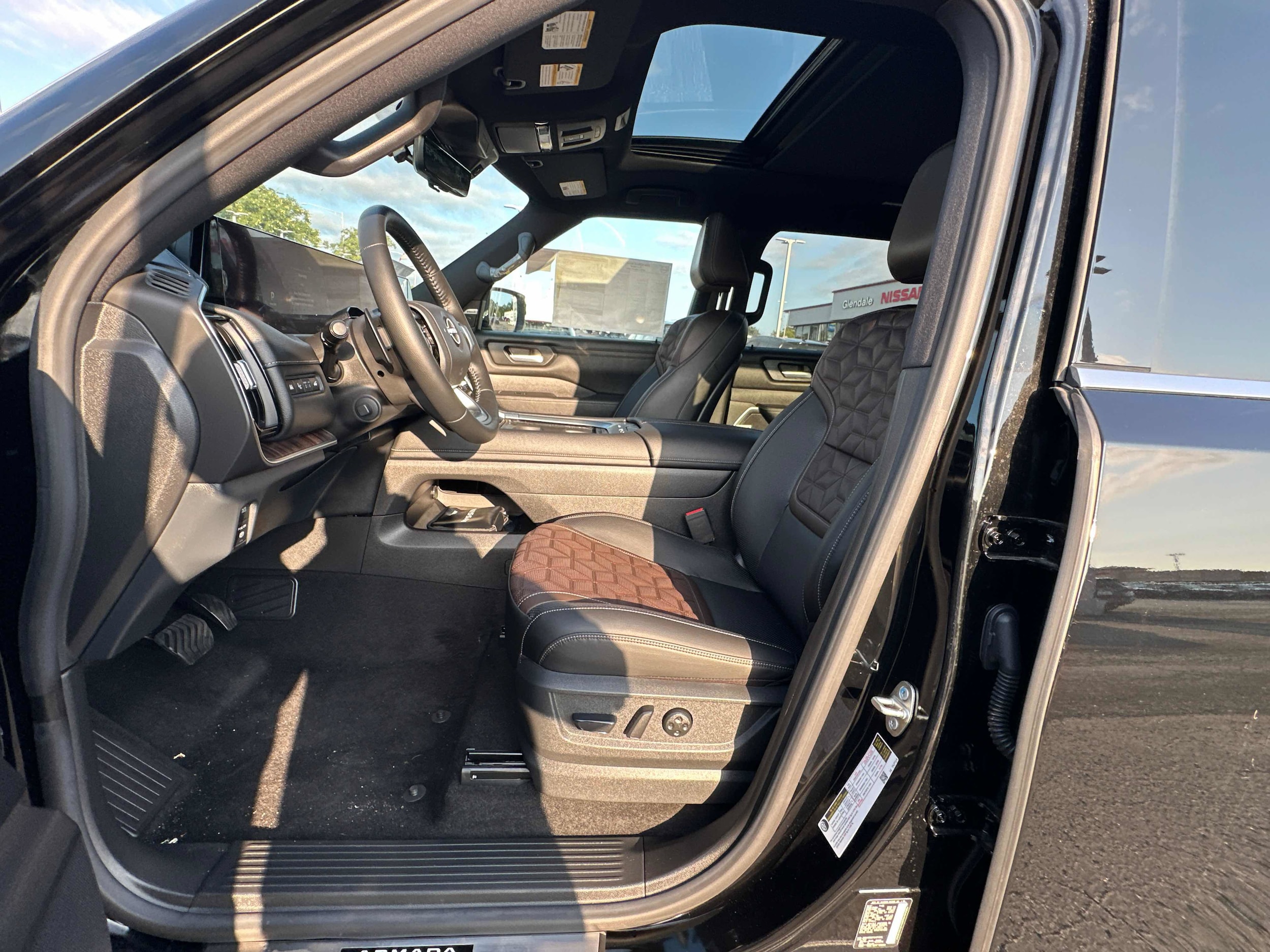 2026 Nissan Armada Platinum - Photo 26