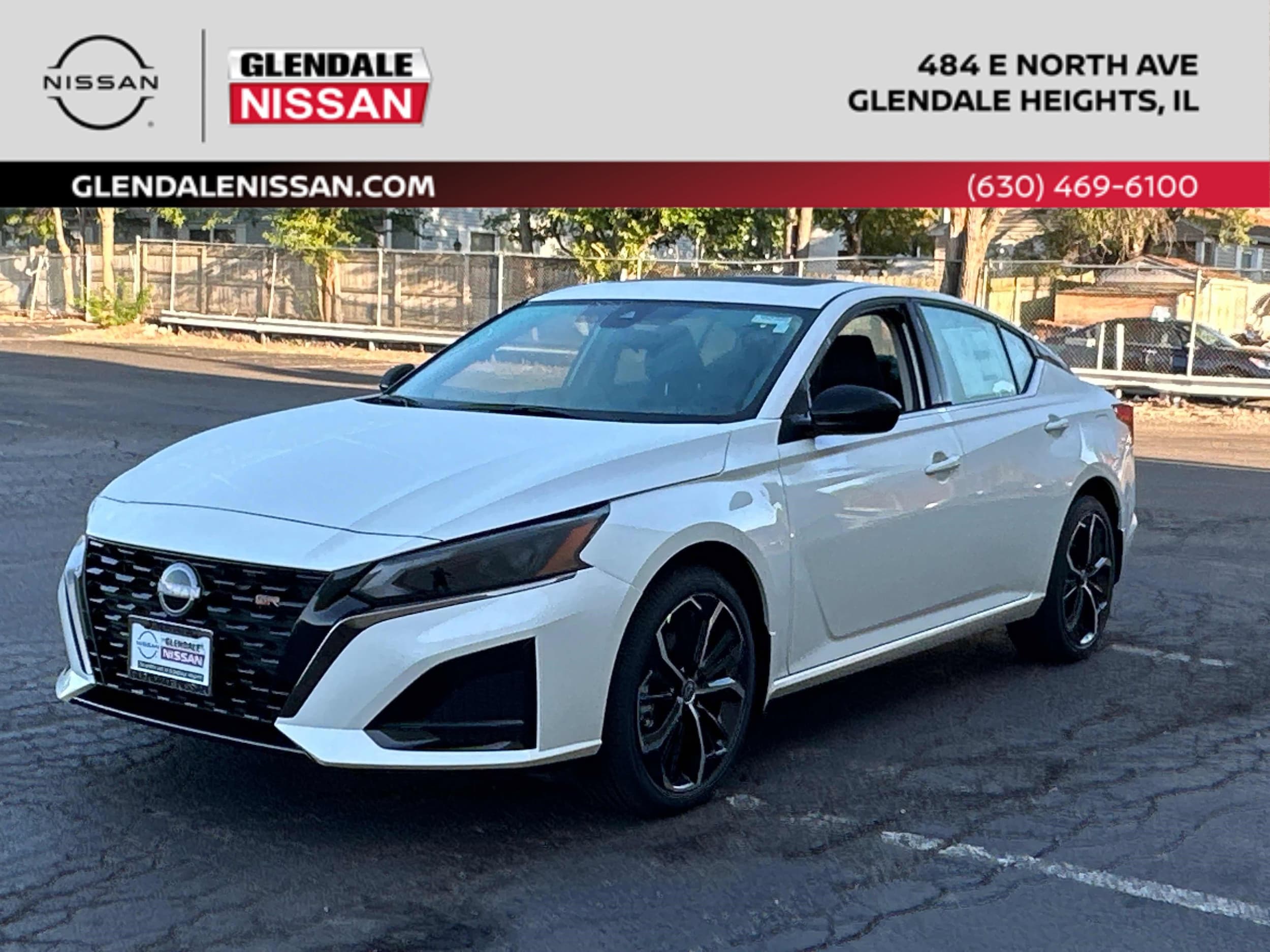 2025 Nissan Altima SR's photo