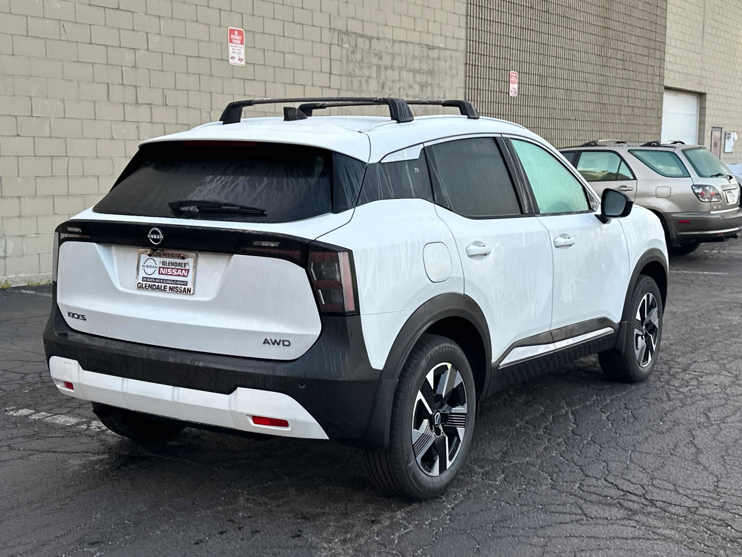 2026 Nissan Kicks SV photo 4