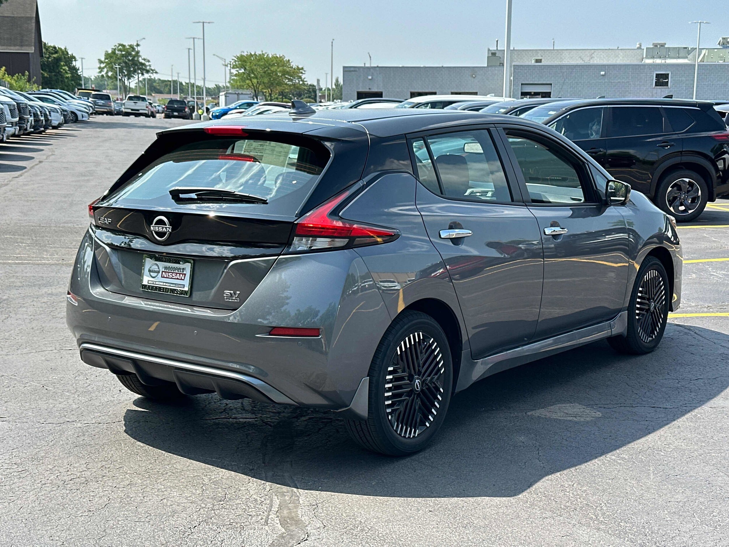 2025 Nissan Leaf SV Plus photo 4