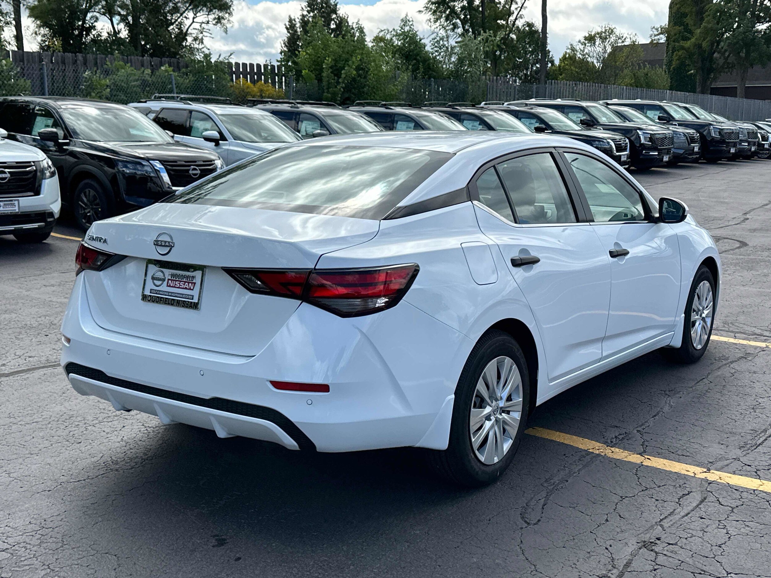 2025 Nissan Sentra S photo 3