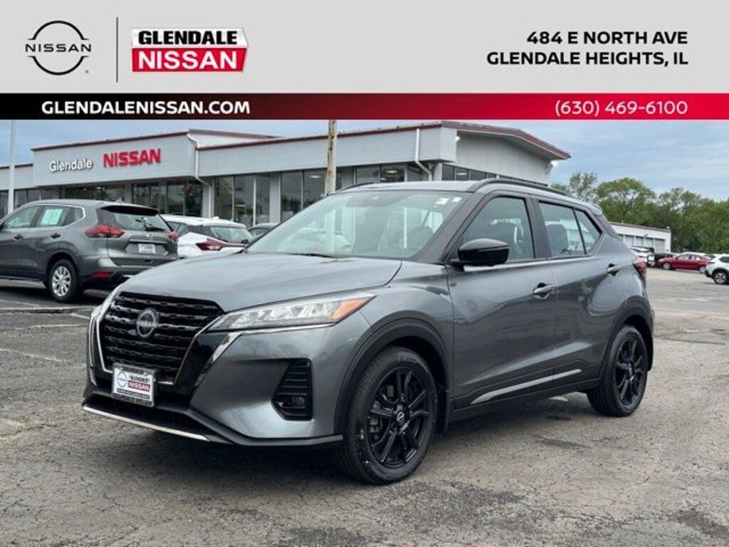 Used 2023 Nissan Kicks SR SUV