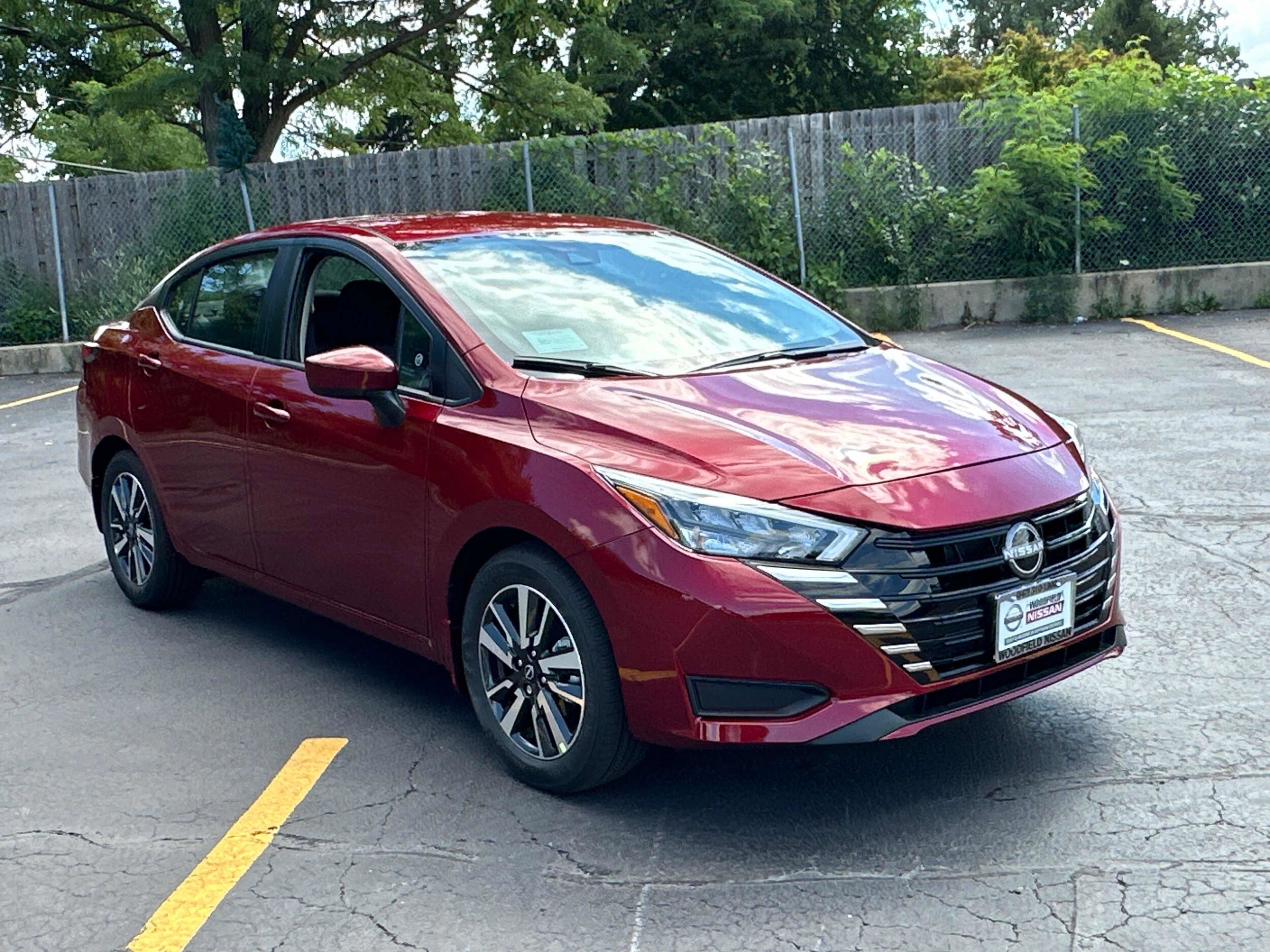 2025 Nissan Versa SV photo 3