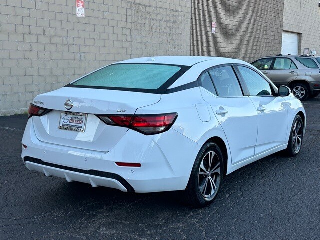 2022 Nissan Sentra SV photo 4
