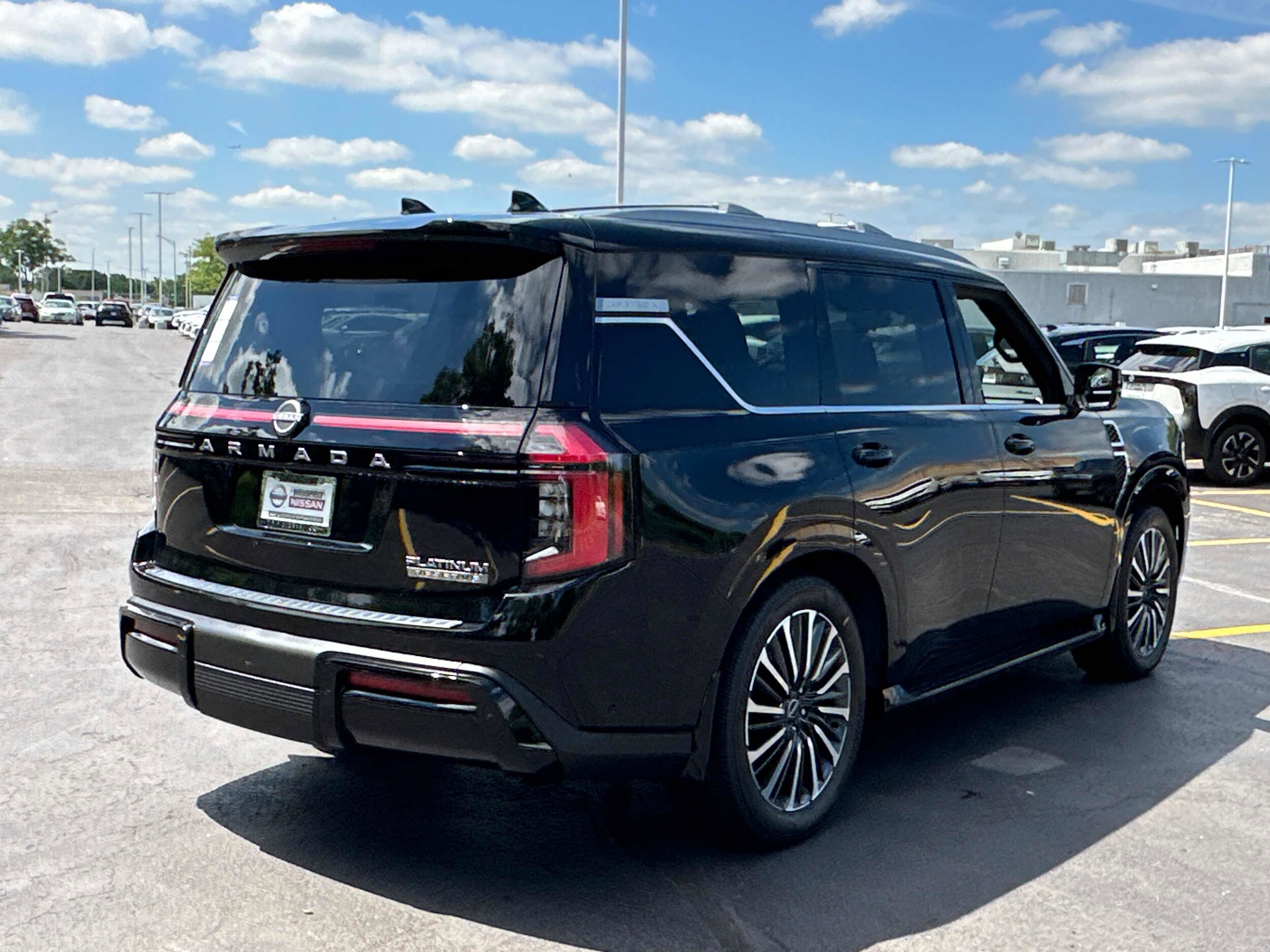 2025 Nissan Armada Platinum Reserve photo 3