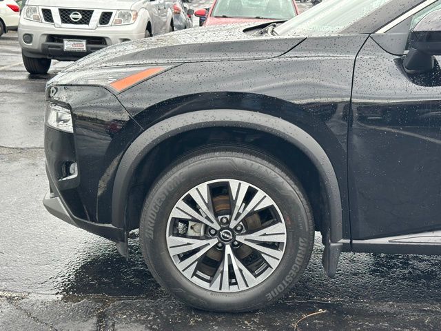 2023 Nissan Rogue SV photo 6