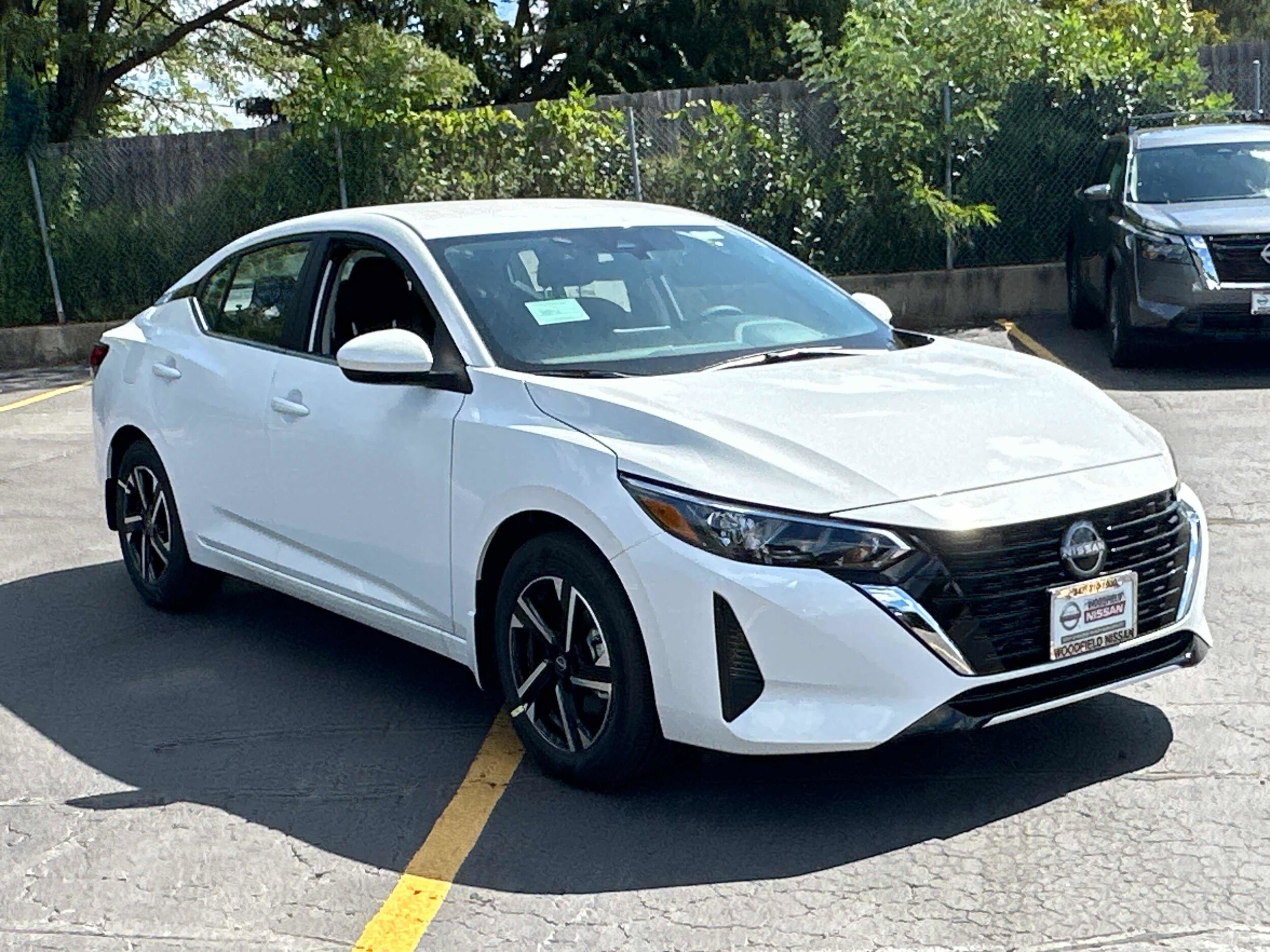 2025 Nissan Sentra SV photo 3