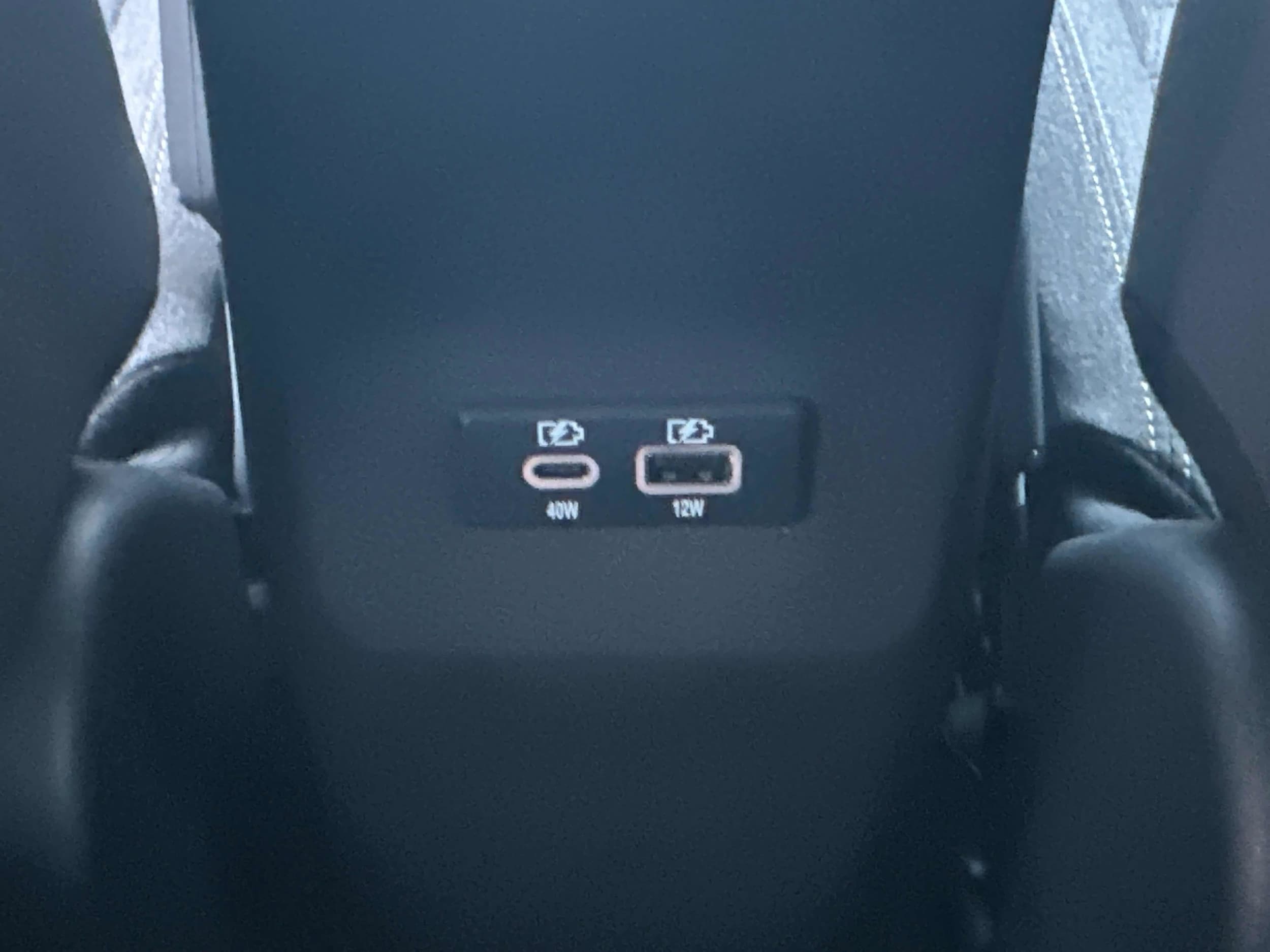 2025 Nissan Kicks SV AWD - Photo 27