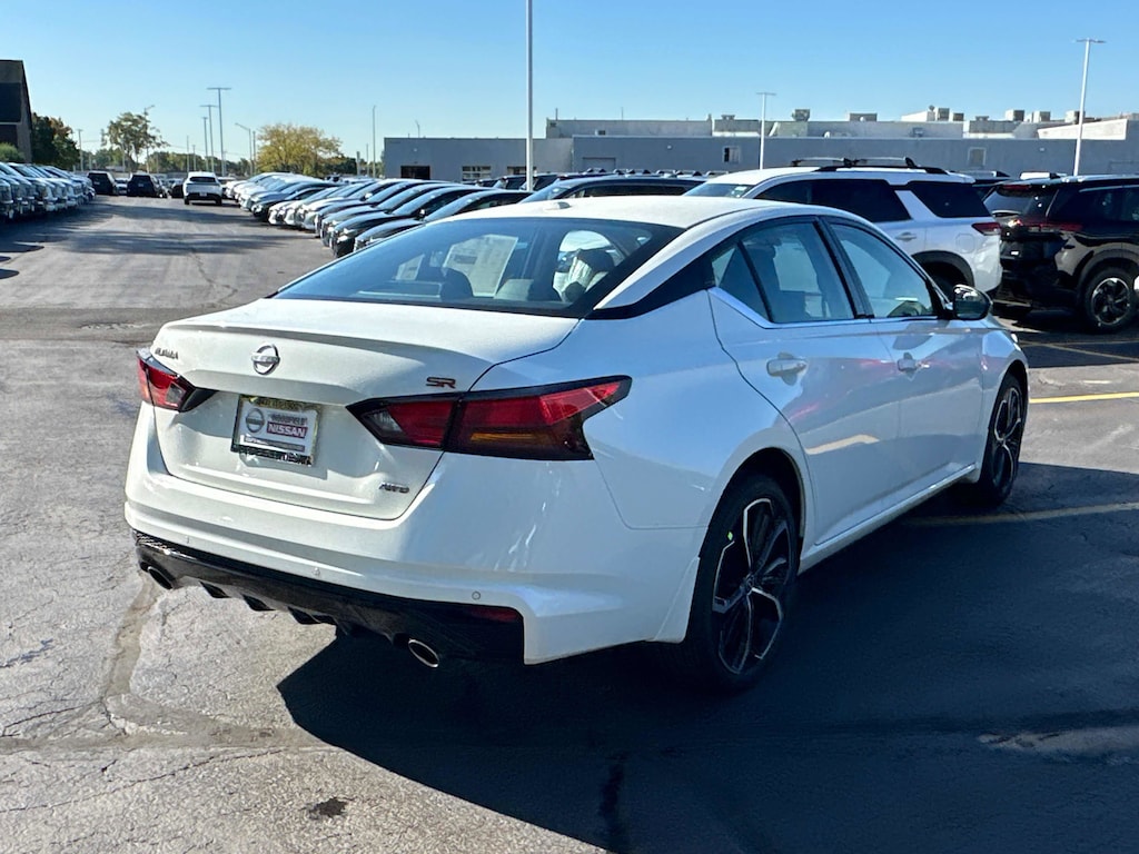 New 2025 Nissan Altima SR SR AWD