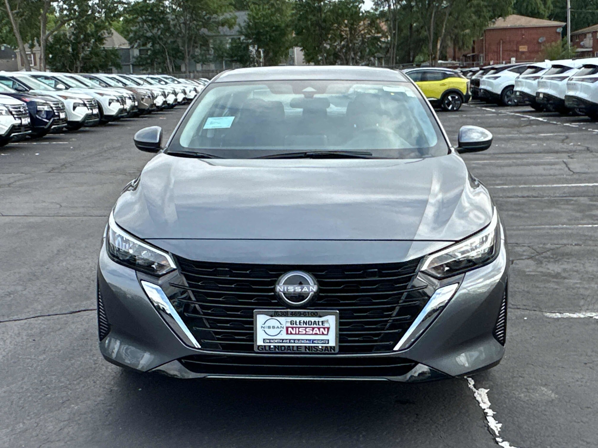 2025 Nissan Sentra SV photo 2