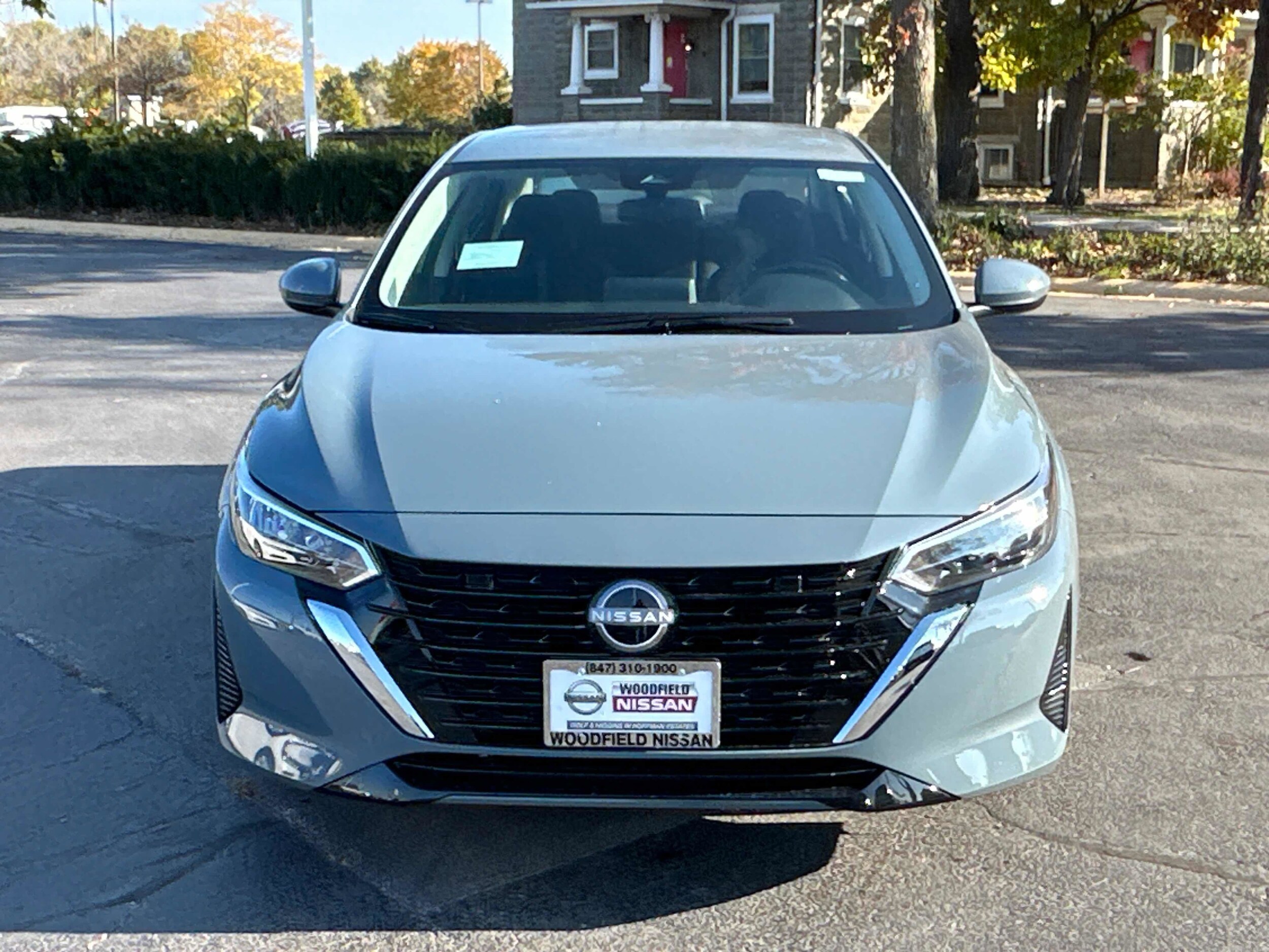 2025 Nissan Sentra SV photo 2