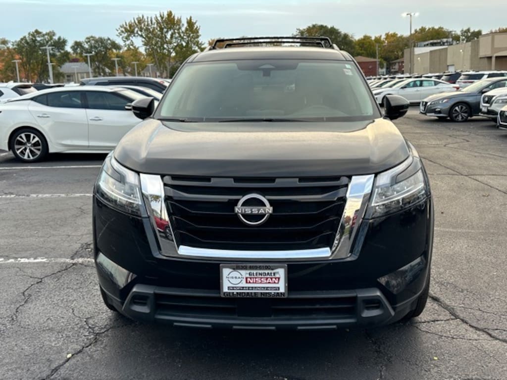 Used 2022 Nissan Pathfinder SV SUV
