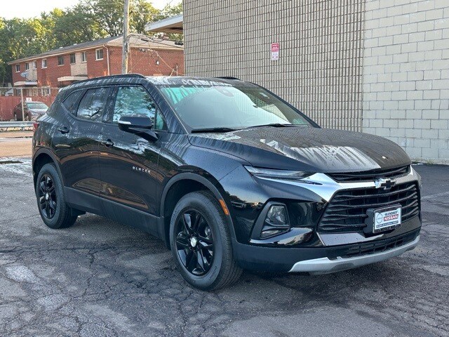 2022 Chevrolet Blazer 2LT photo 3
