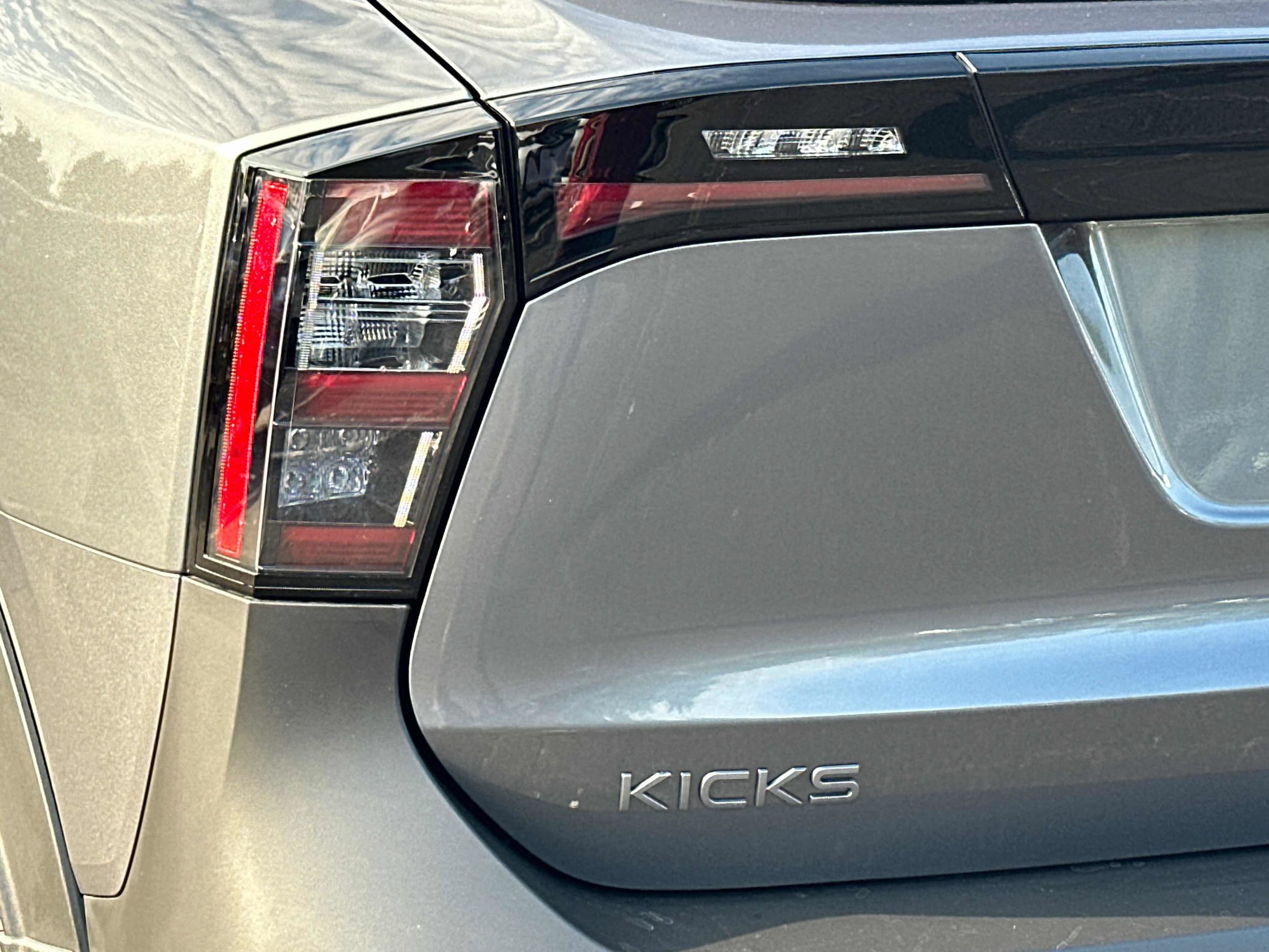 2026 Nissan KICKS SR AWD - Photo 11