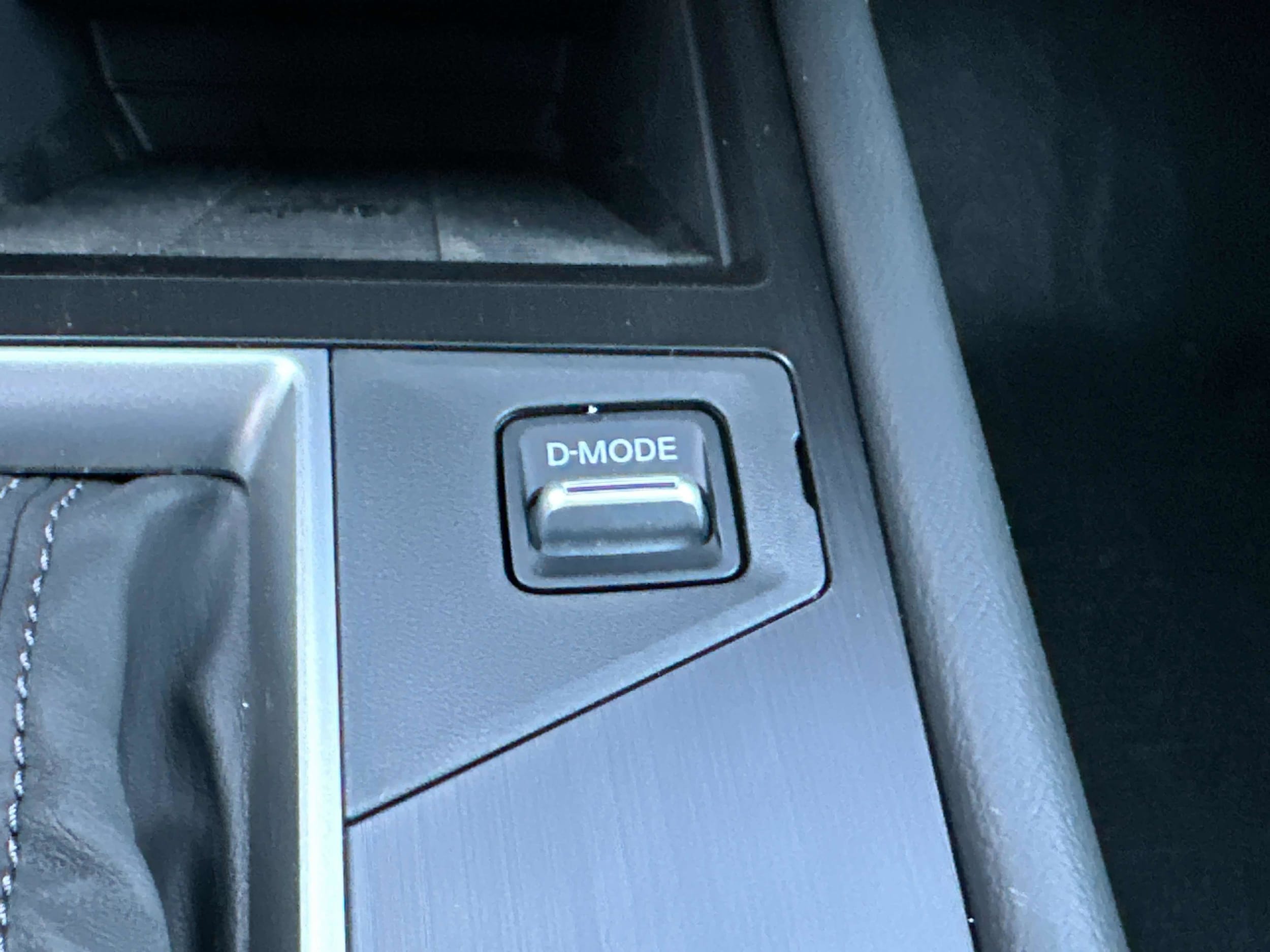 2025 Nissan Kicks SV AWD - Photo 36