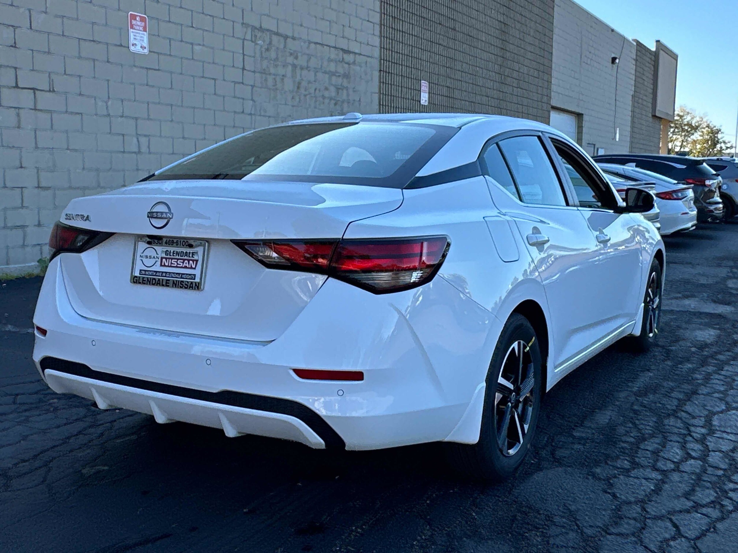 2025 Nissan Sentra SV photo 4