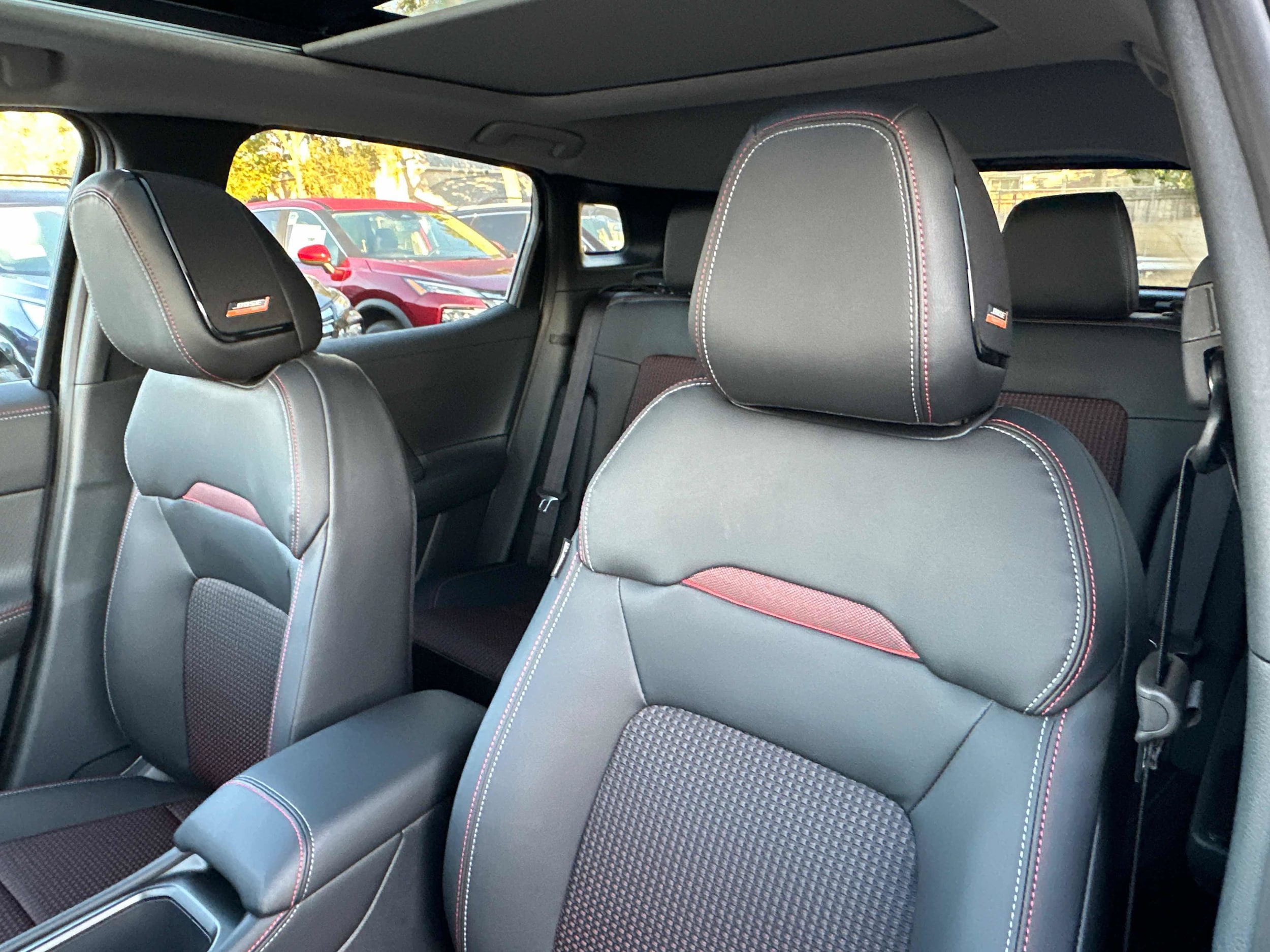 2026 Nissan KICKS SR AWD - Photo 25