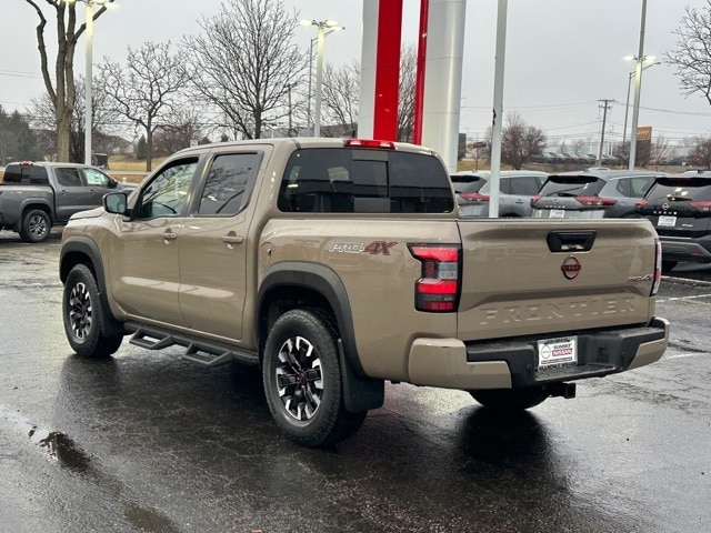 2023 Nissan Frontier PRO-4X photo 4