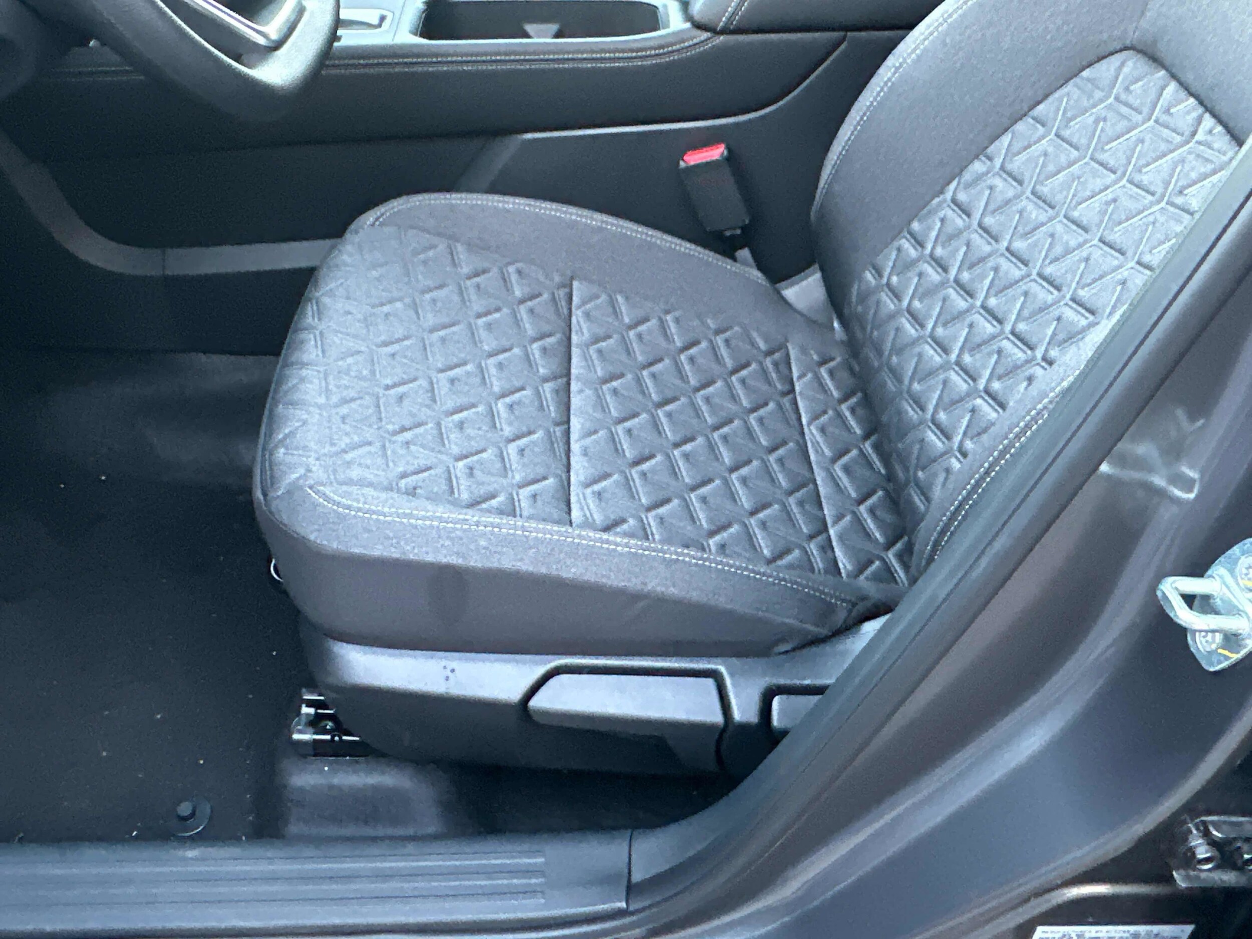 2025 Nissan Kicks SV AWD - Photo 24