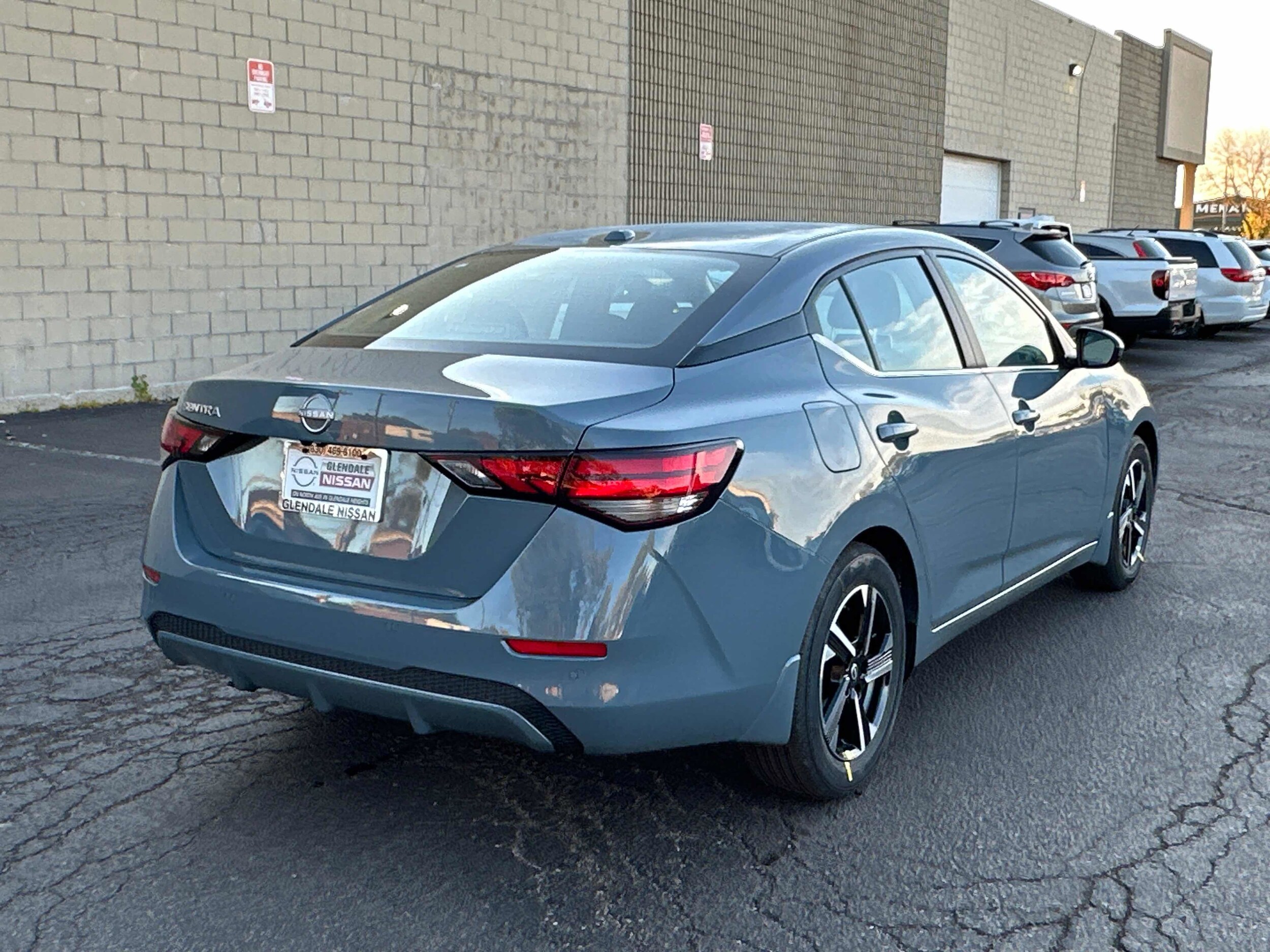 2025 Nissan Sentra SV photo 4