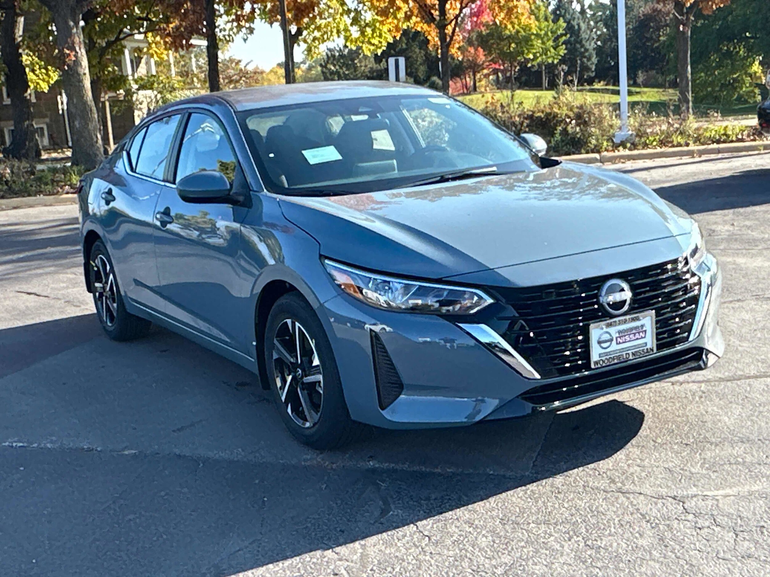 2025 Nissan Sentra SV photo 3