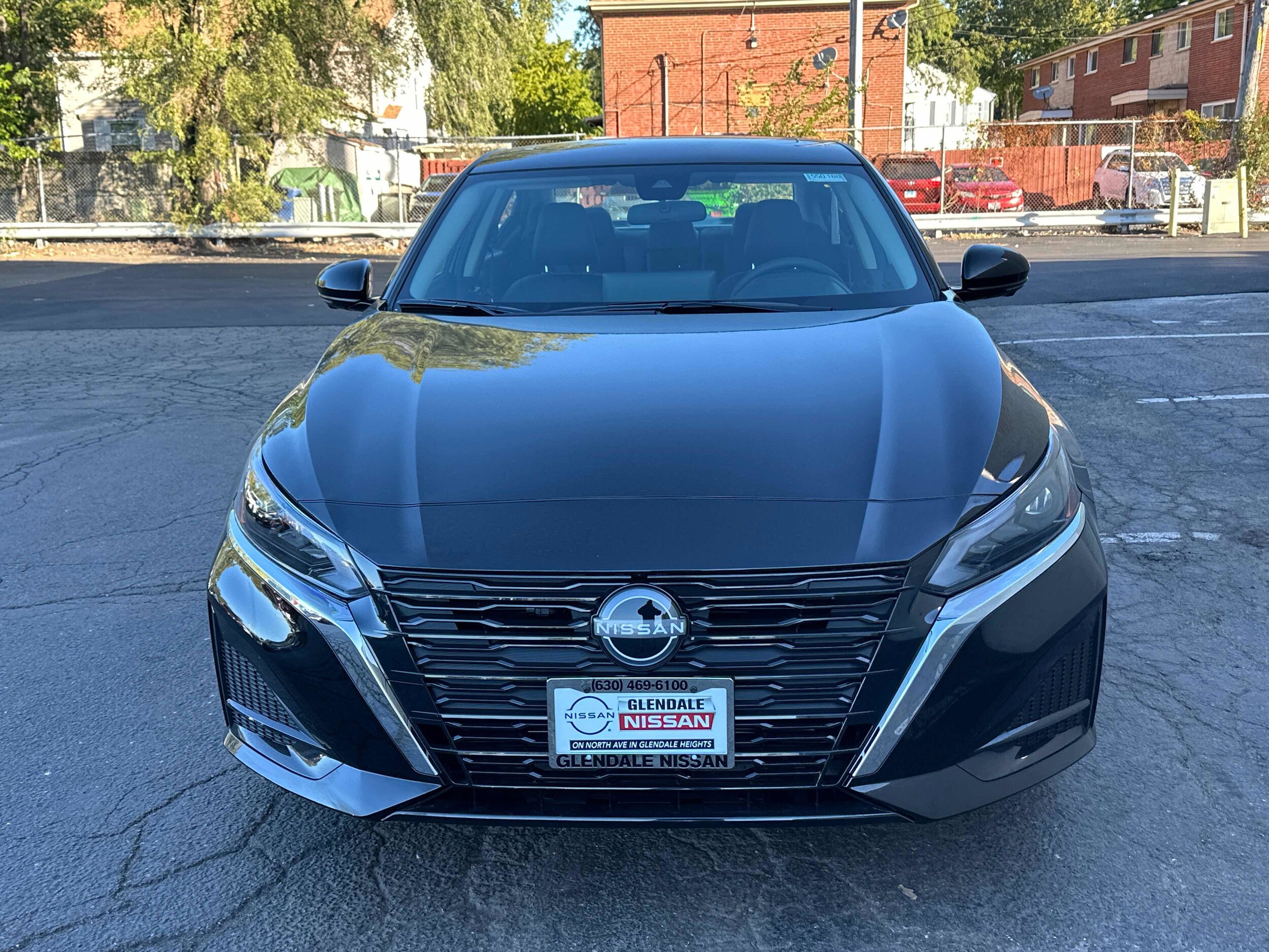 2025 Nissan Altima SL photo 2