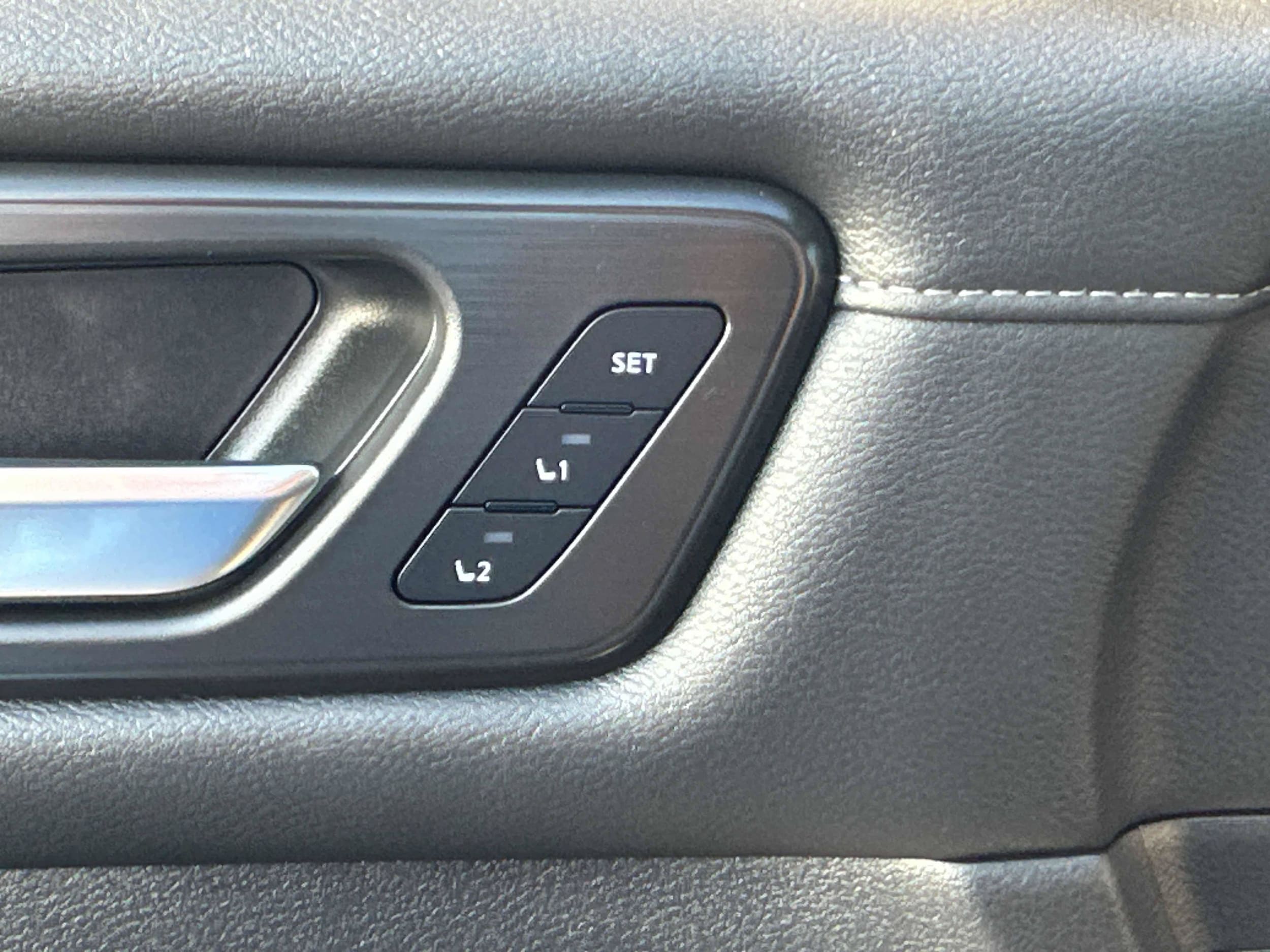 2026 Nissan Armada Platinum - Photo 23