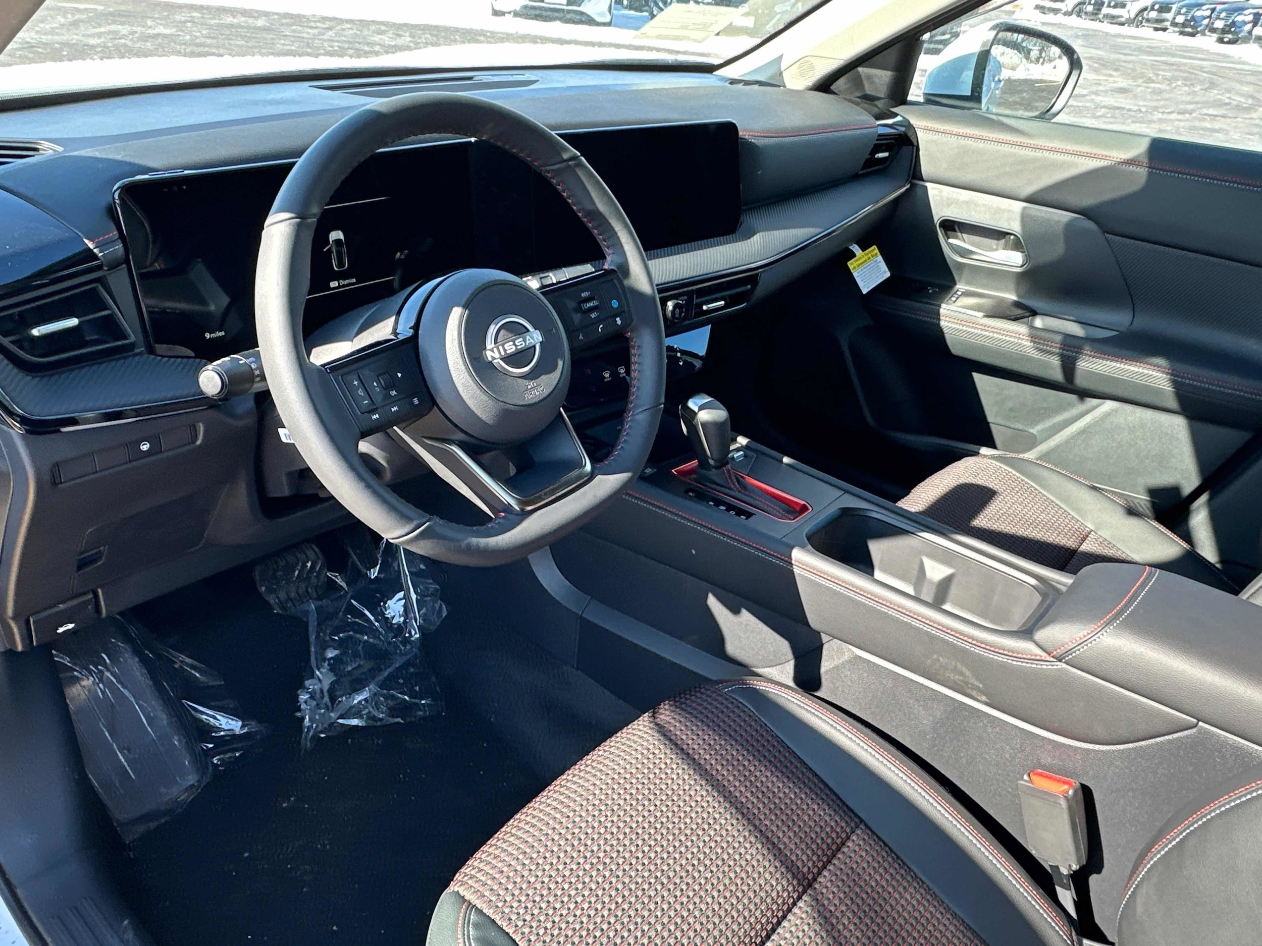 2025 Nissan Kicks SR AWD - Photo 10