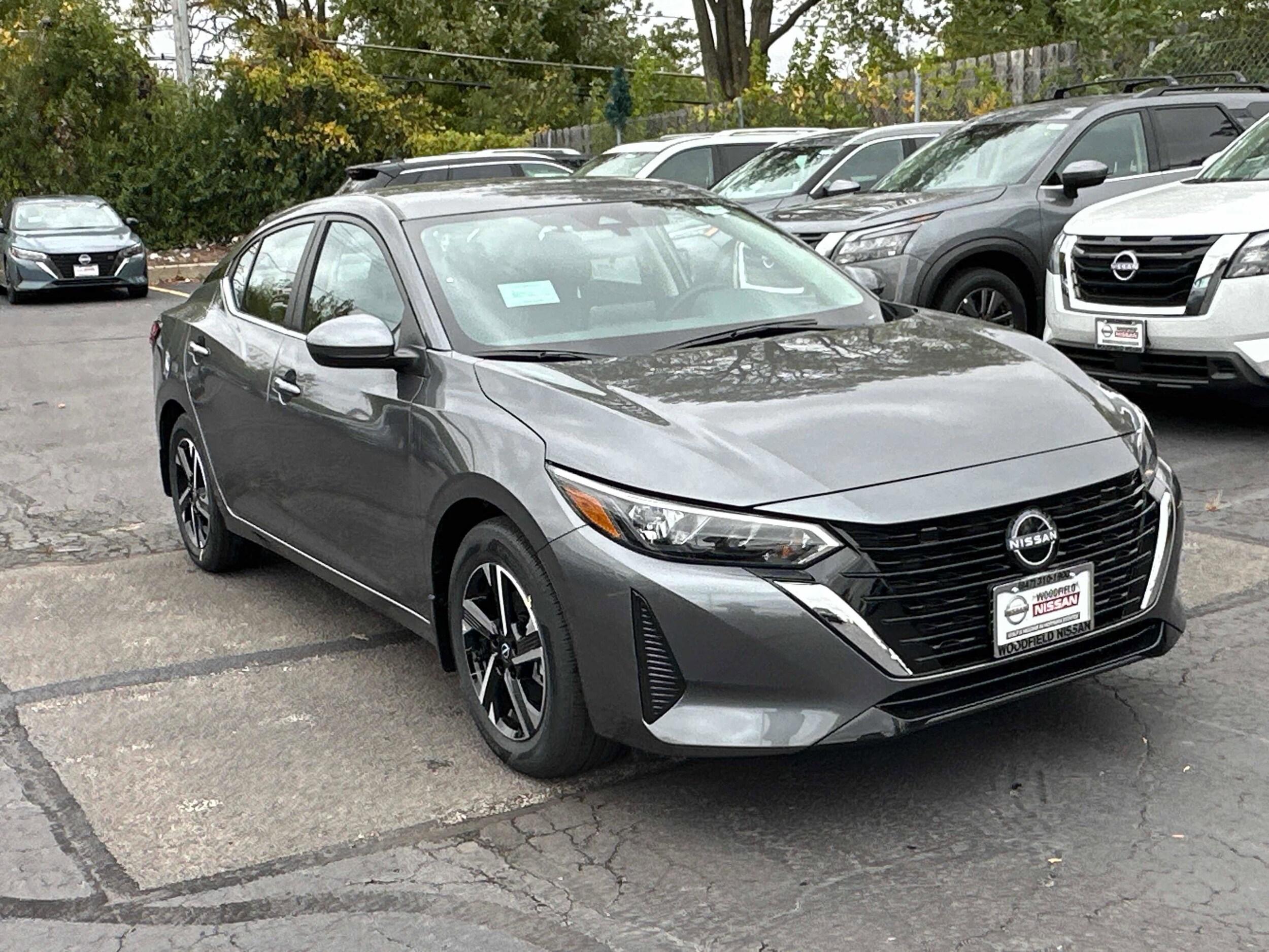 2025 Nissan Sentra SV photo 3