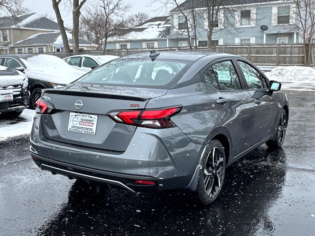 New 2025 Nissan Versa SR SR CVT