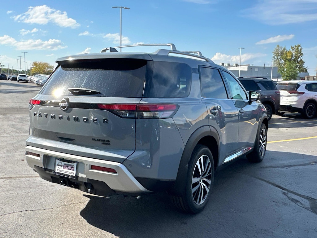 New 2025 Nissan Pathfinder Platinum Platinum 4WD