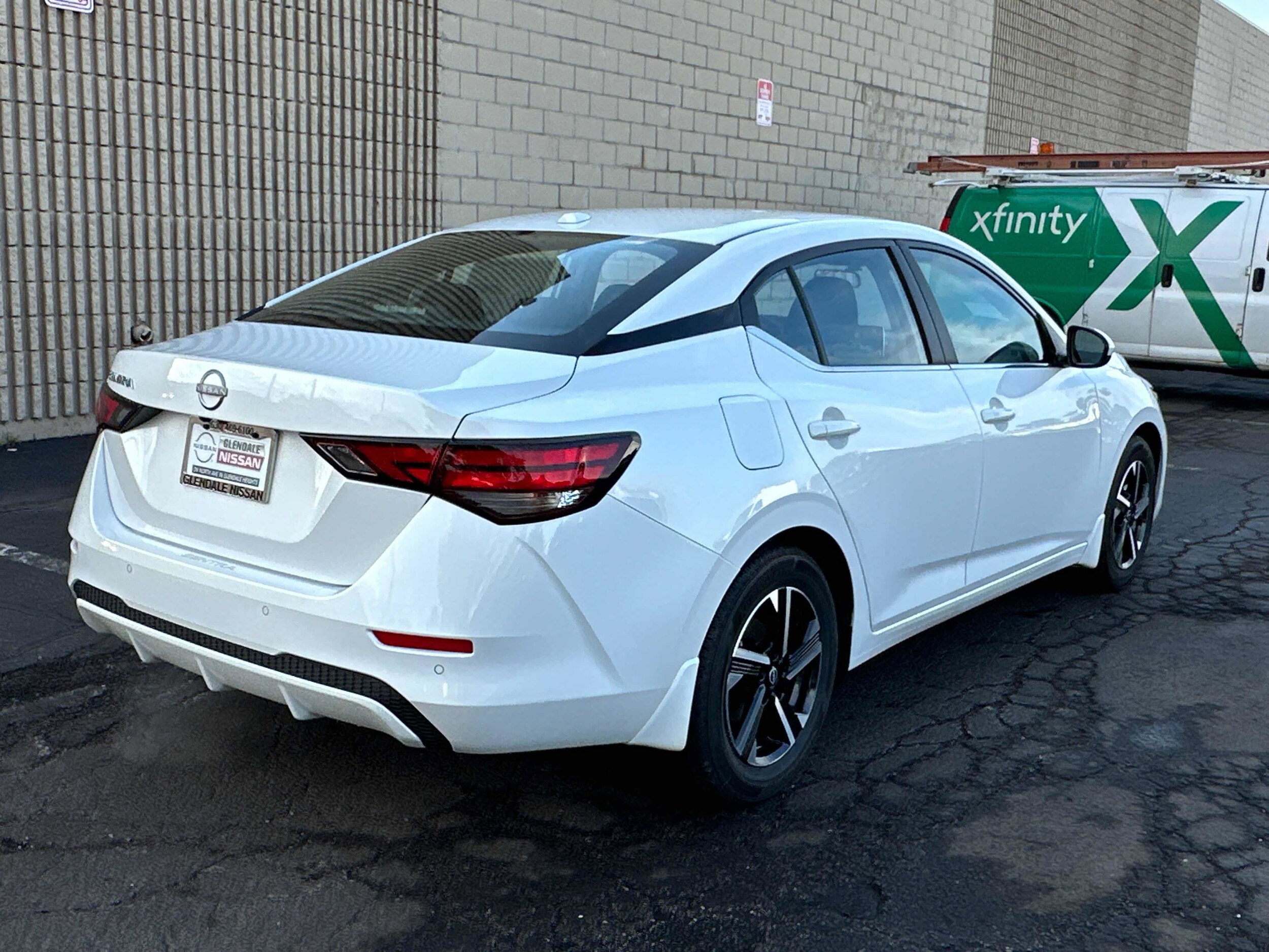 2025 Nissan Sentra SV photo 4