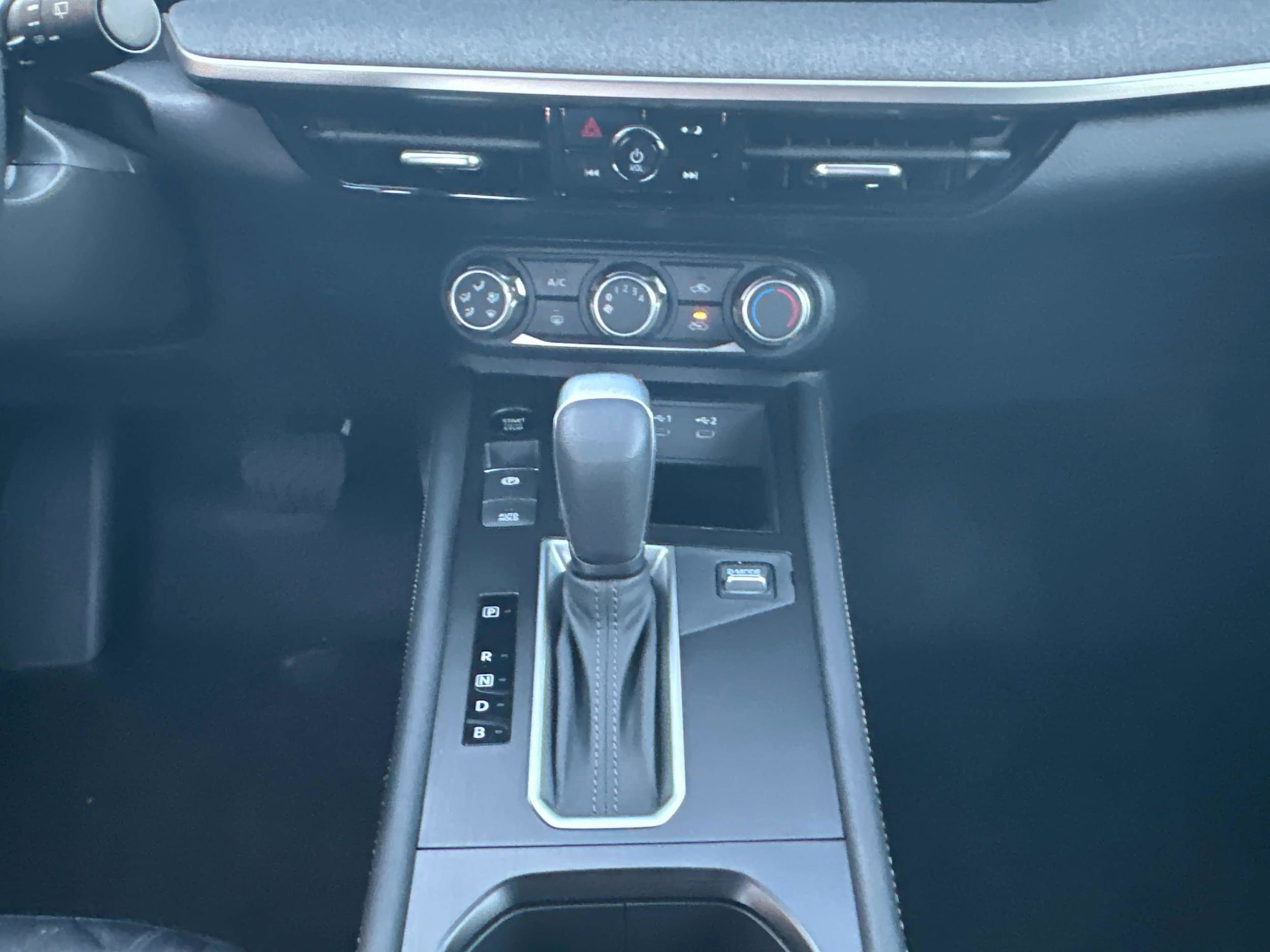 2025 Nissan Kicks SV AWD - Photo 30