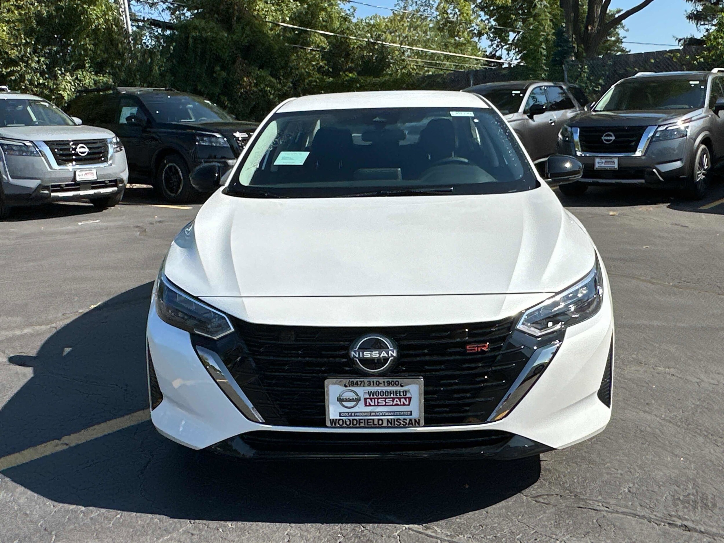 2025 Nissan Sentra SR photo 2