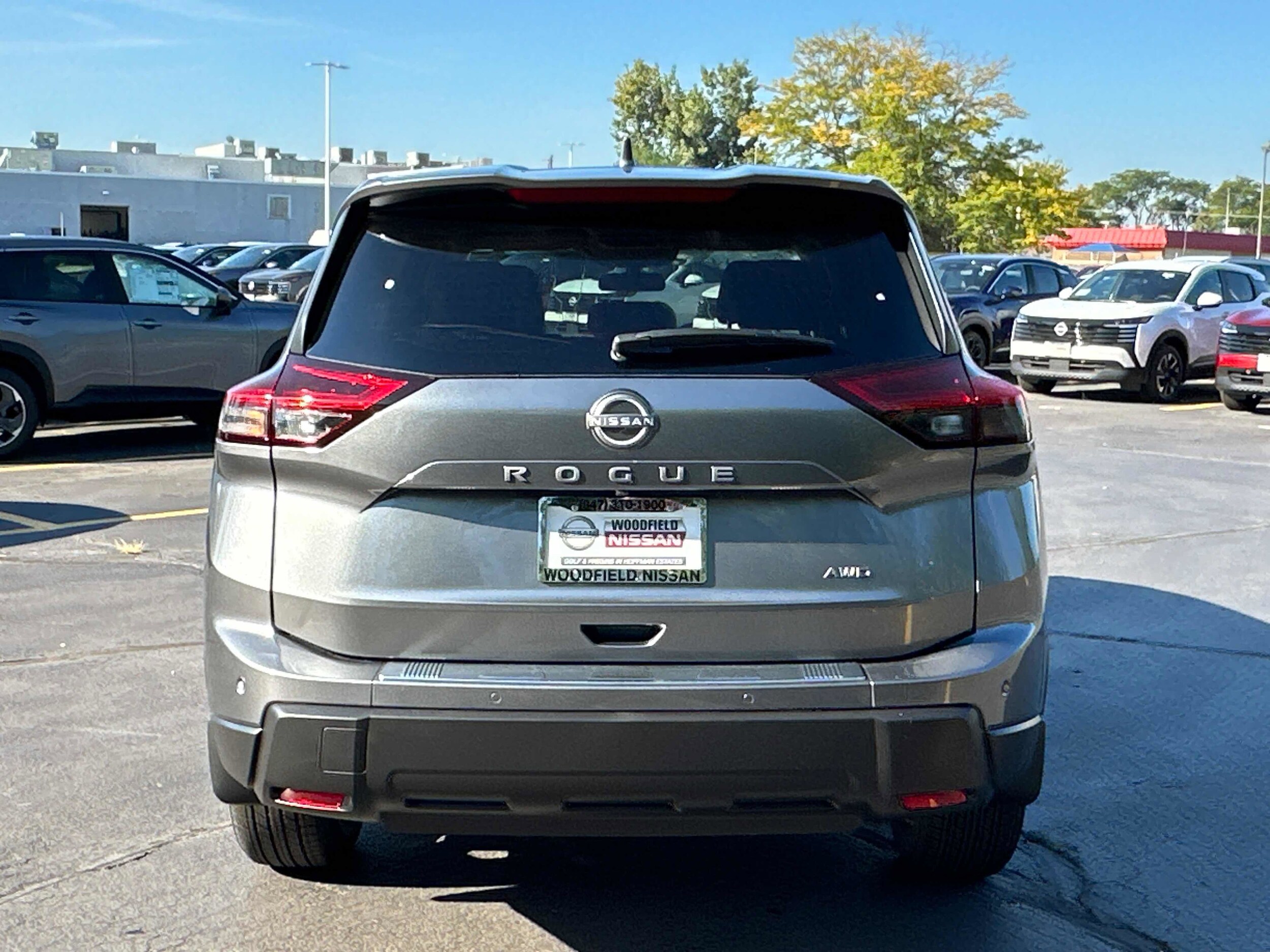 2026 Nissan Rogue SV photo 4