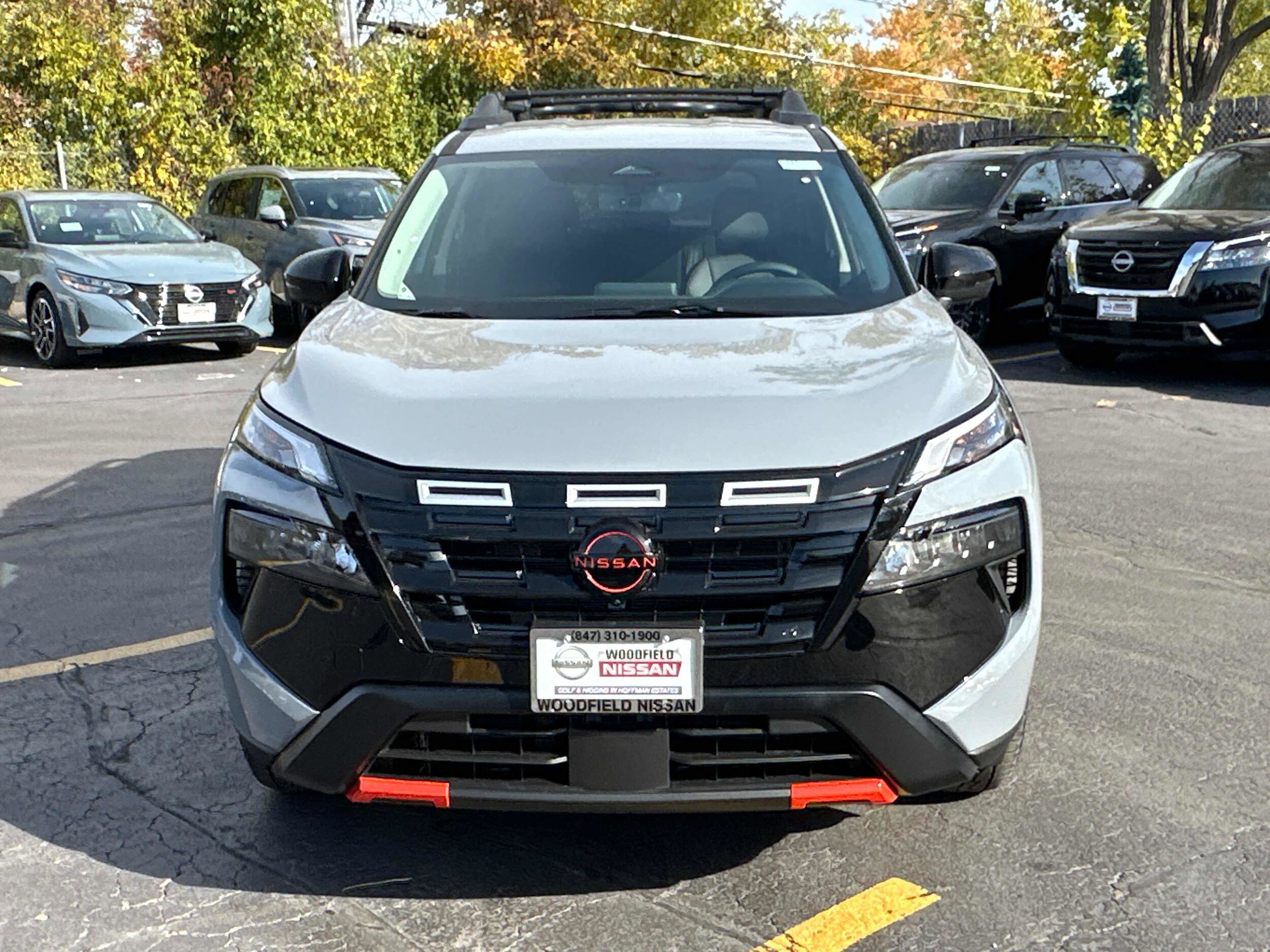 2026 Nissan Rogue SV photo 2