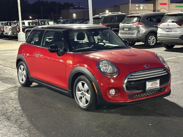 2015 Mini Cooper Base photo 2