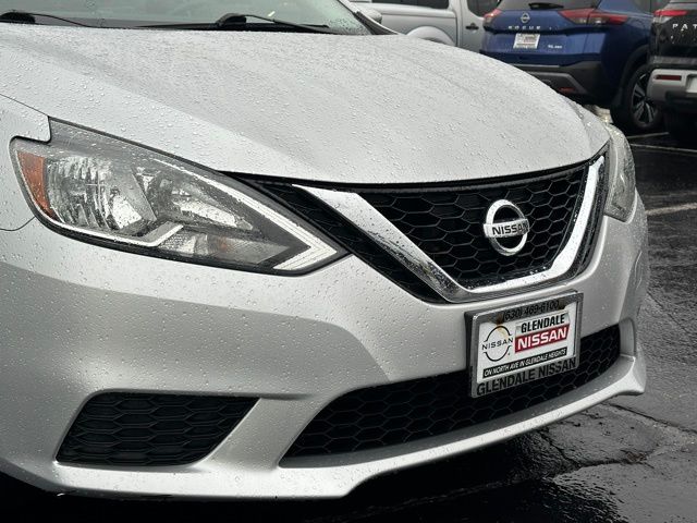2017 Nissan Sentra S photo 6