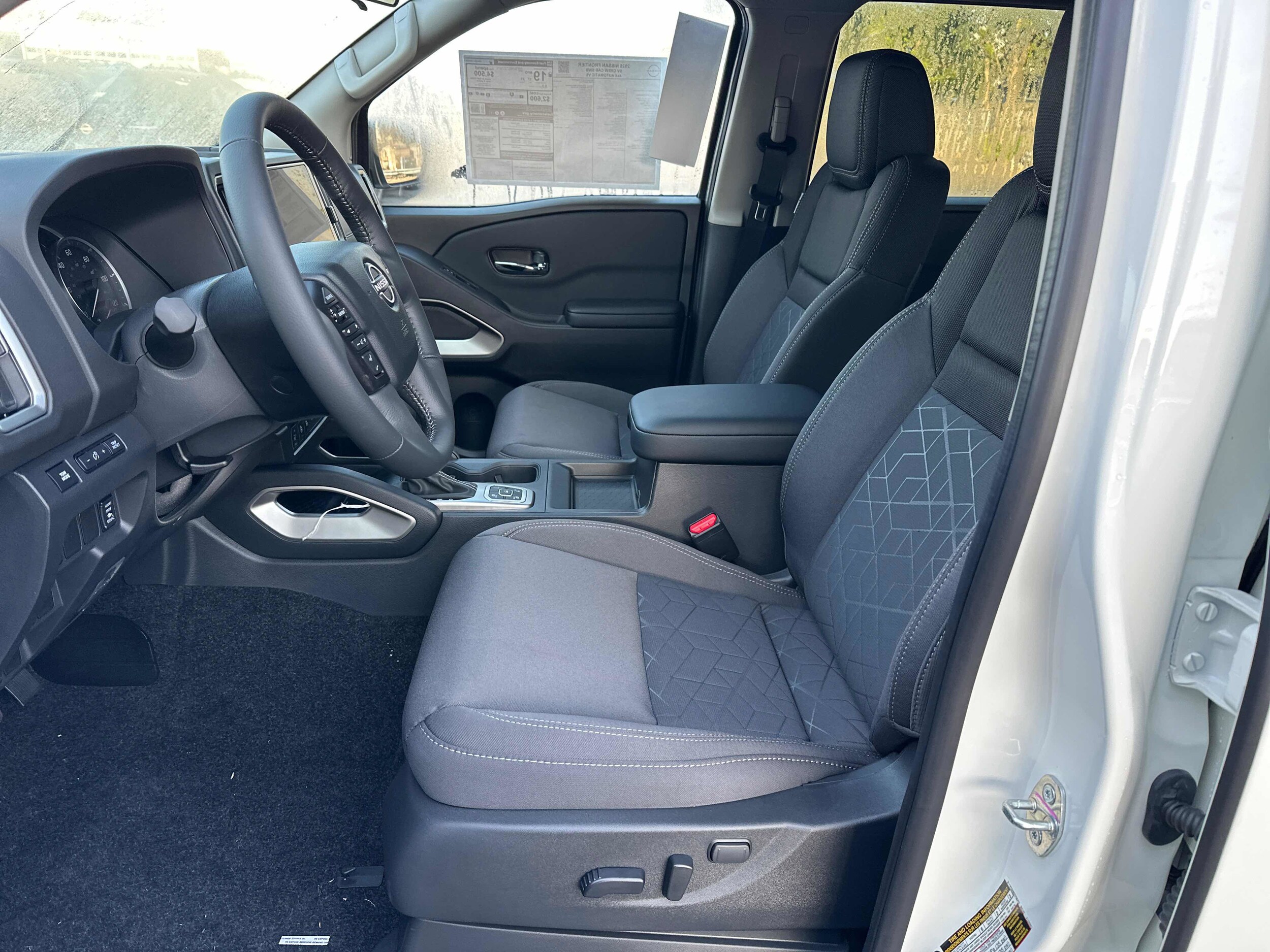 2026 Nissan Frontier SV - Photo 19